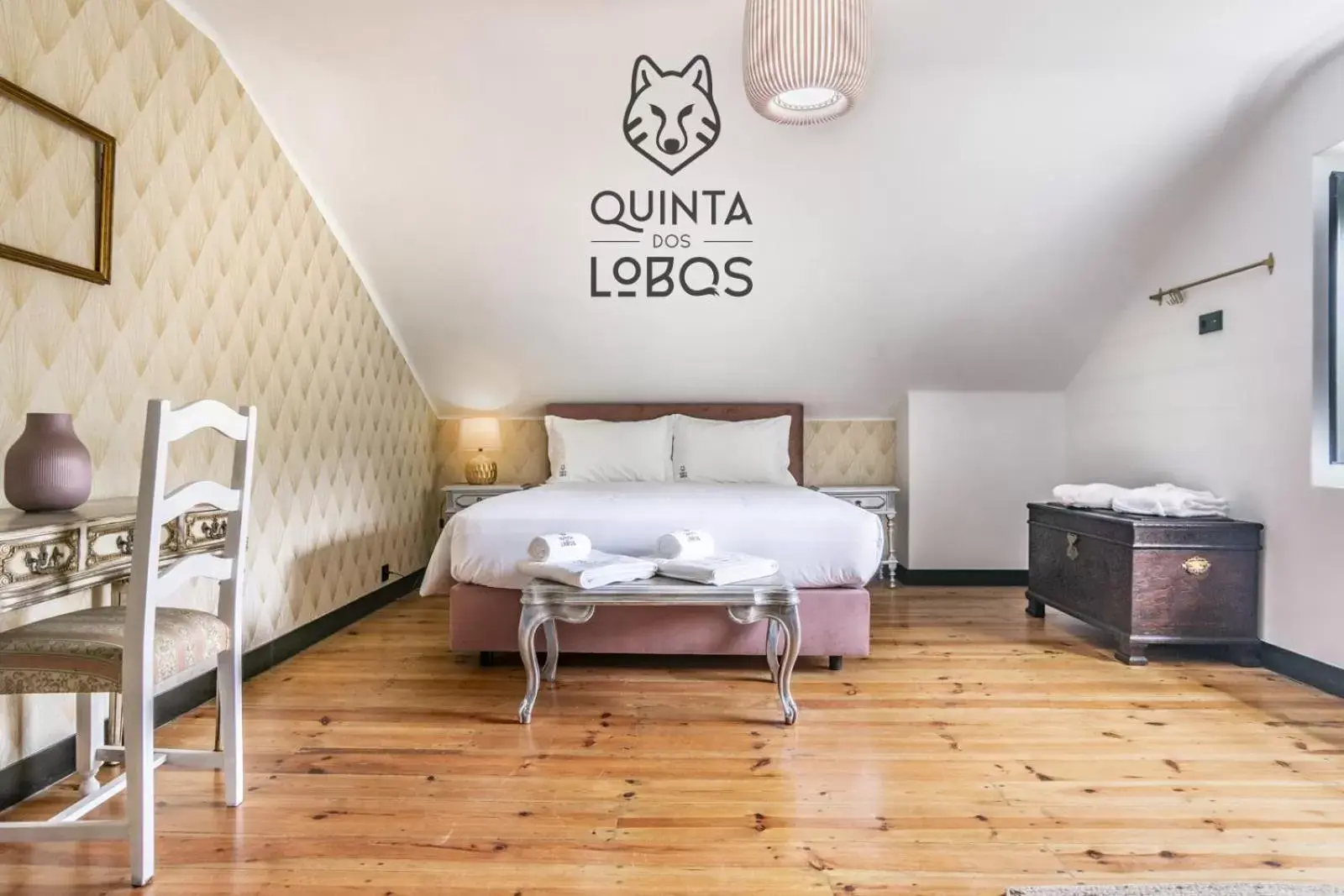 Bedroom, Bed in Quinta dos Lobos Boutique Hotel - Art & Nature Experience