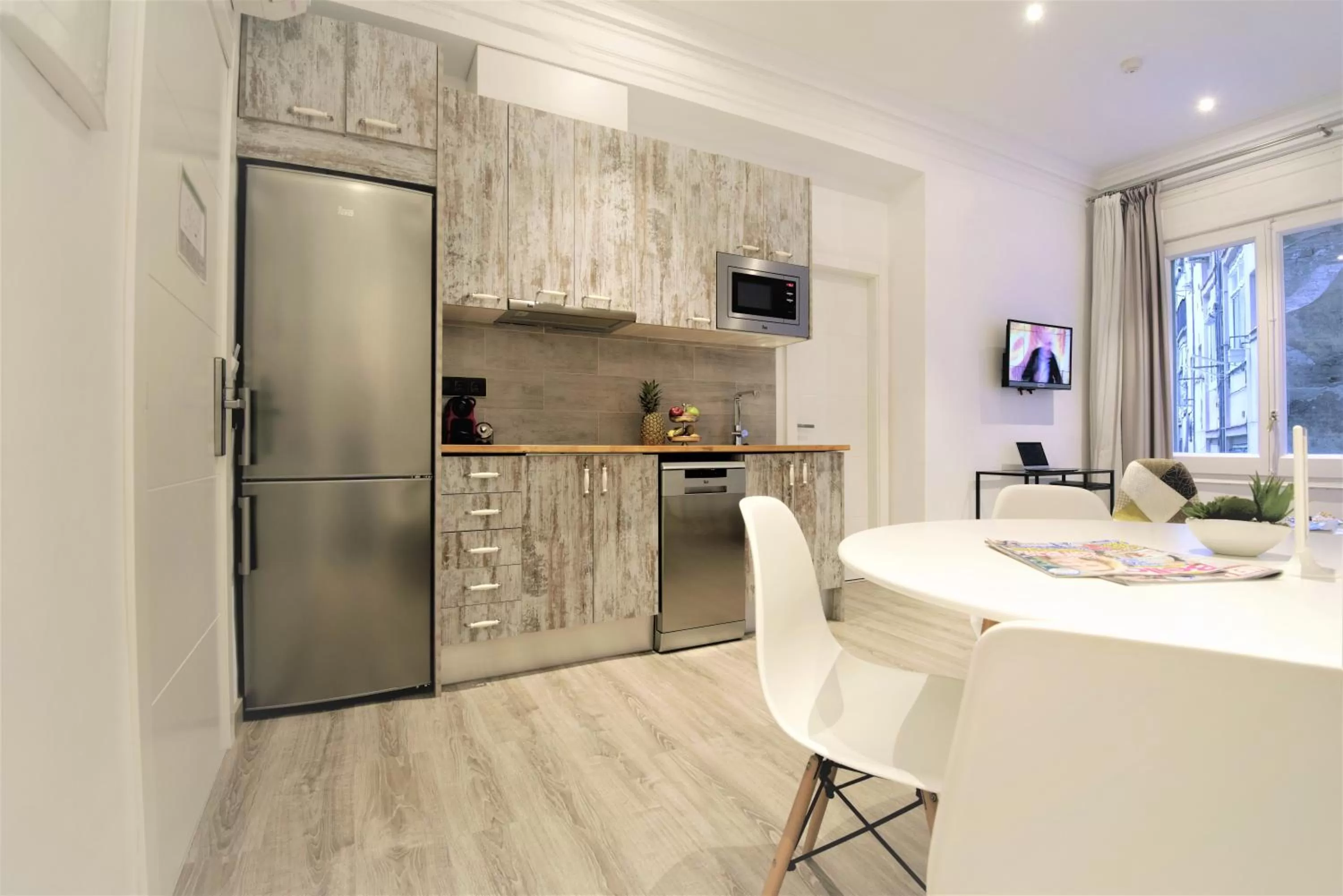 Kitchen or kitchenette in DreamKeys Barcelona City
