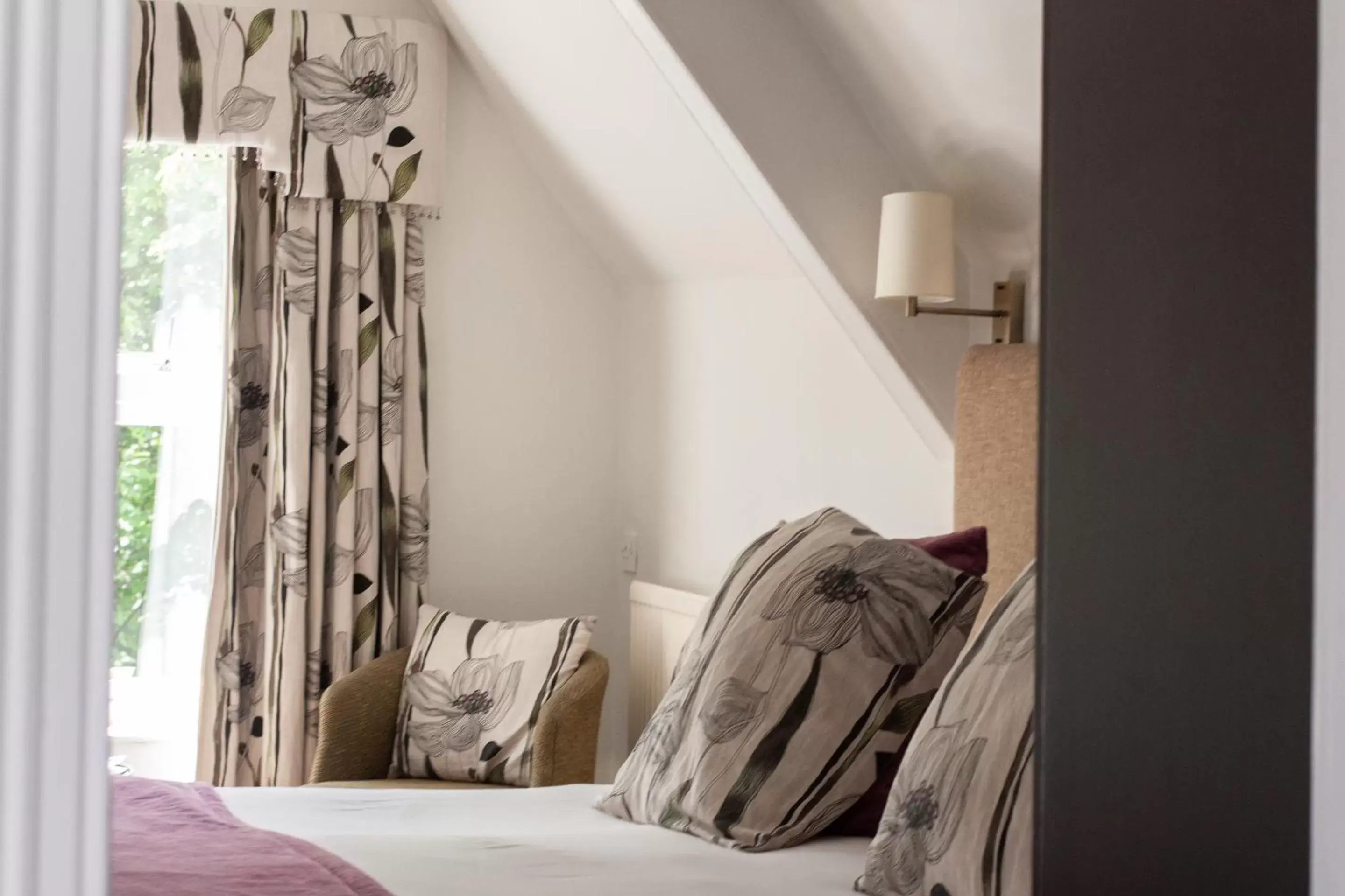 Bedroom, Bed in Ascot House