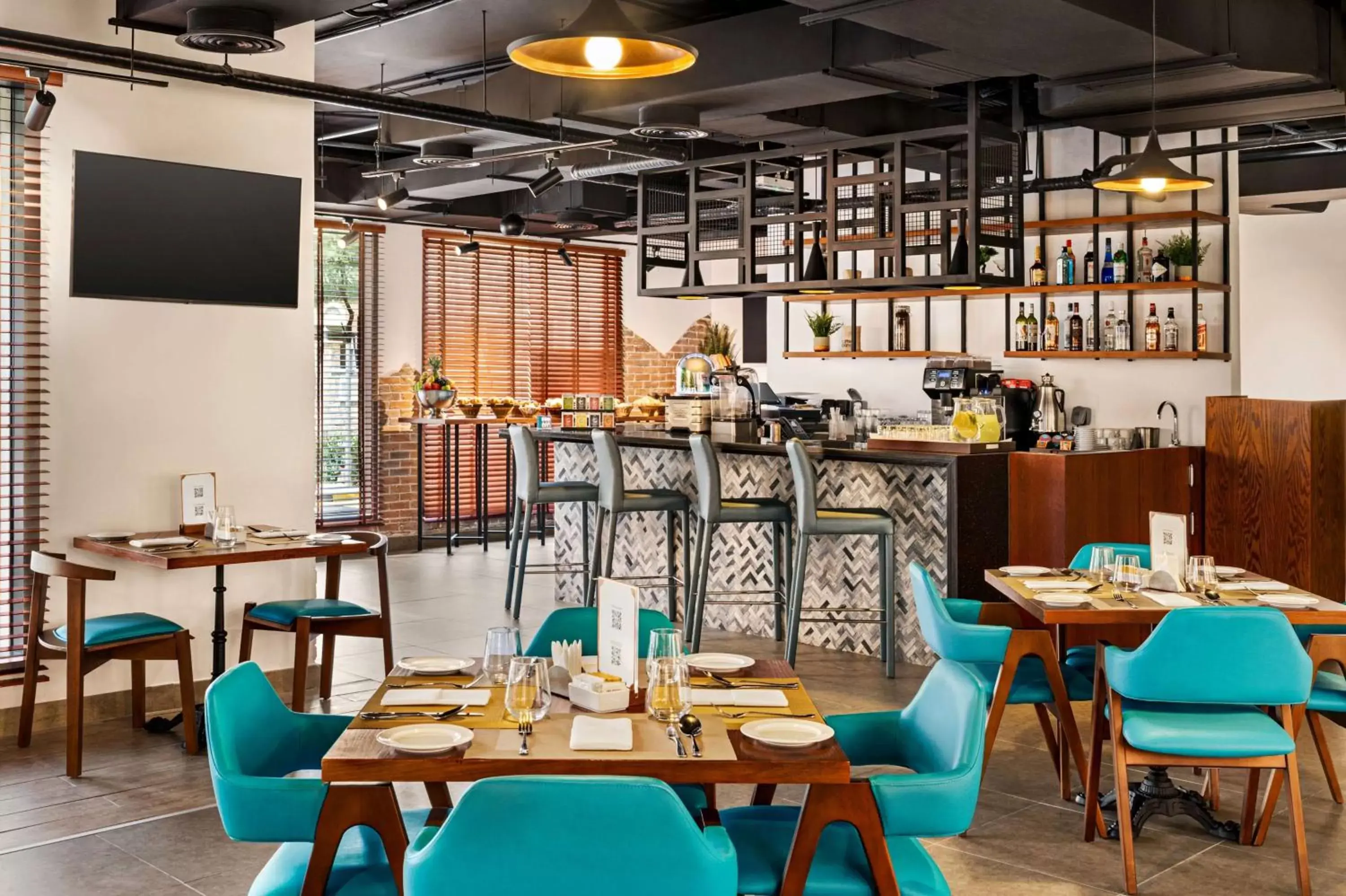 Restaurant/Places to Eat in Wyndham Residences The Palm