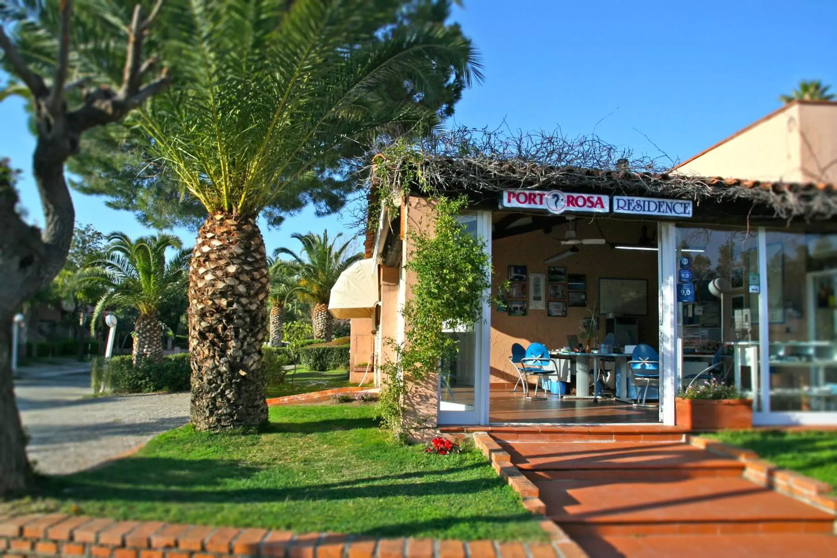 Facade/entrance in Portorosa Residence