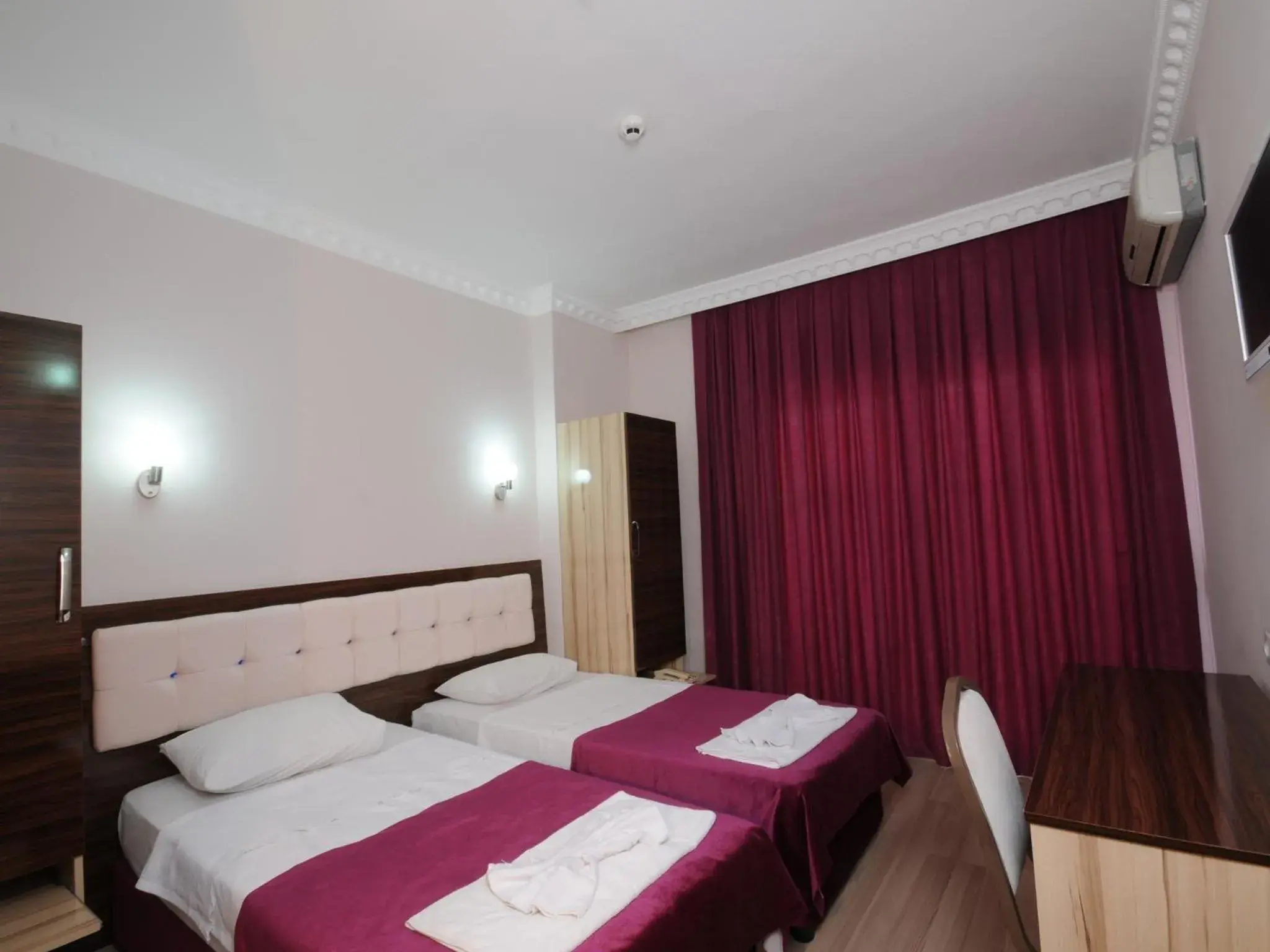 Photo of the whole room, Bed in Rosy Hotel Marmaris