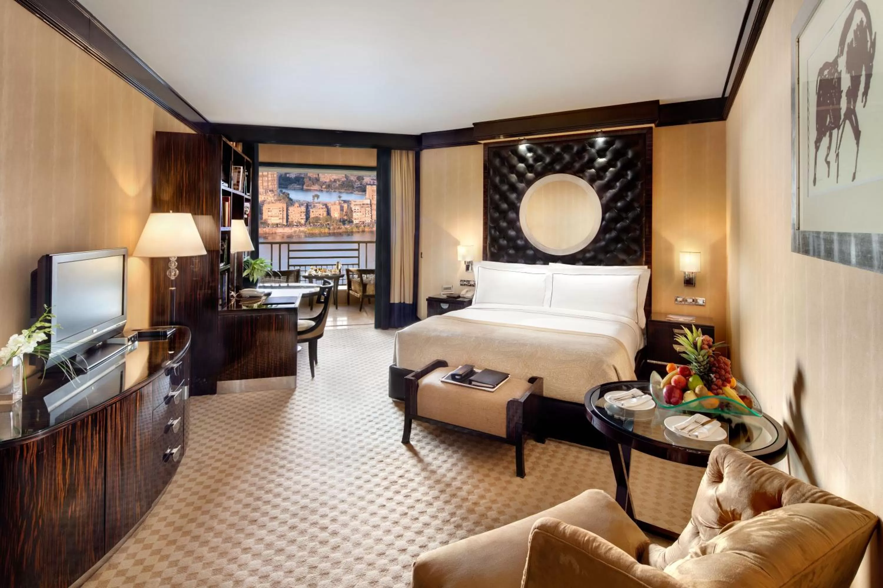 Photo of the whole room, Bed in Fairmont Nile City