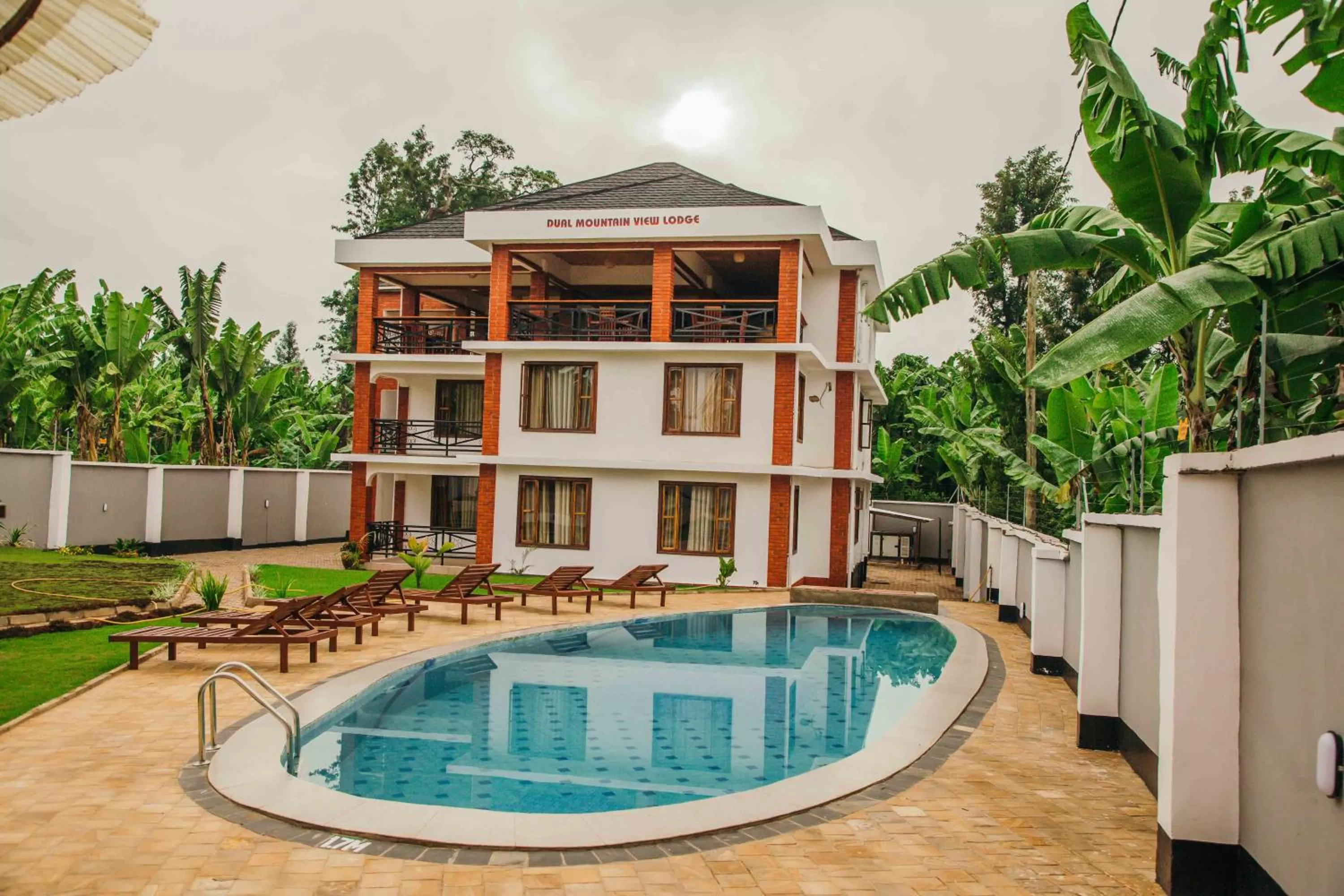 Property building in Dual Mountain View Lodge