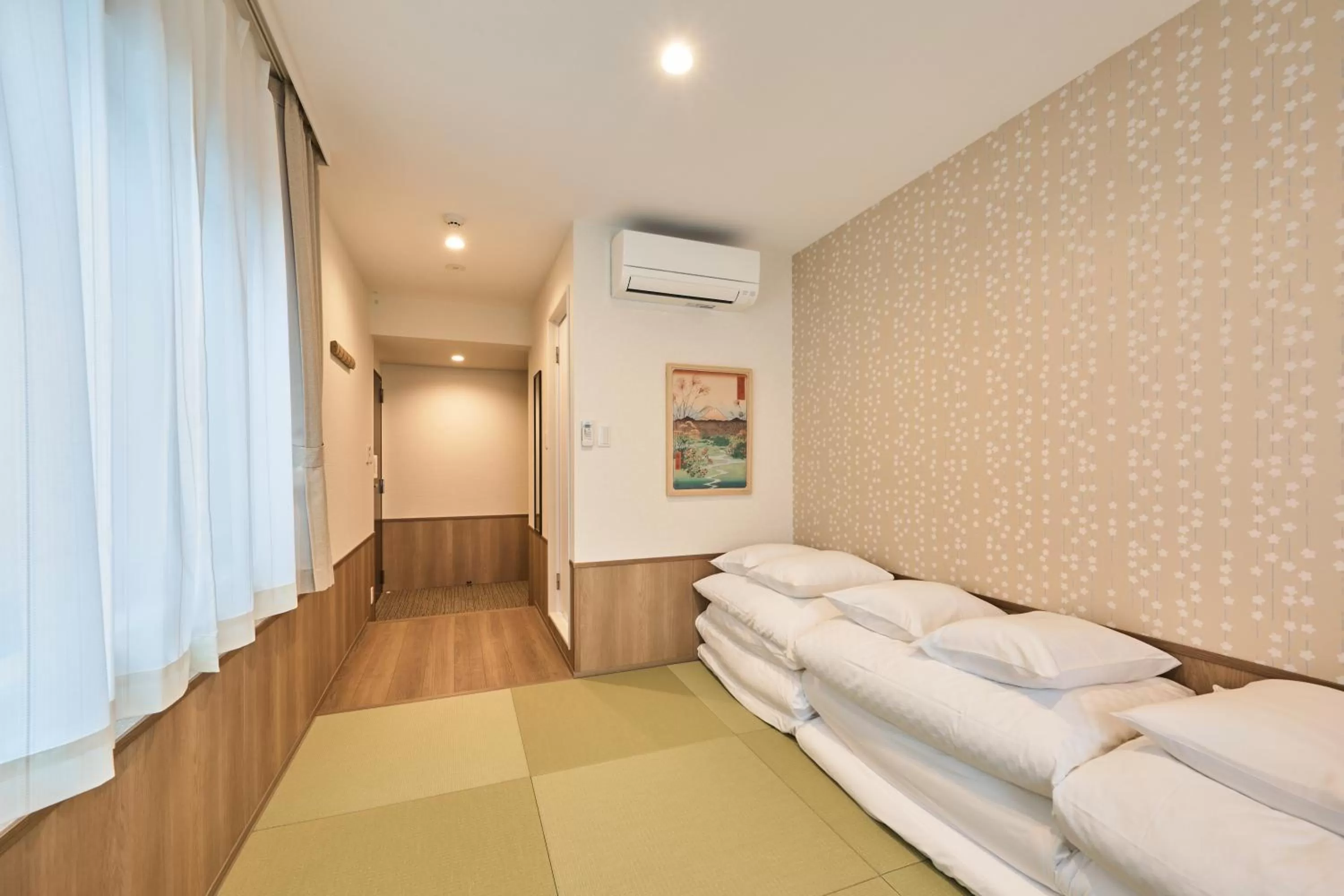 Photo of the whole room, Bed in Waka Kyoto Kawaramachi Hotel