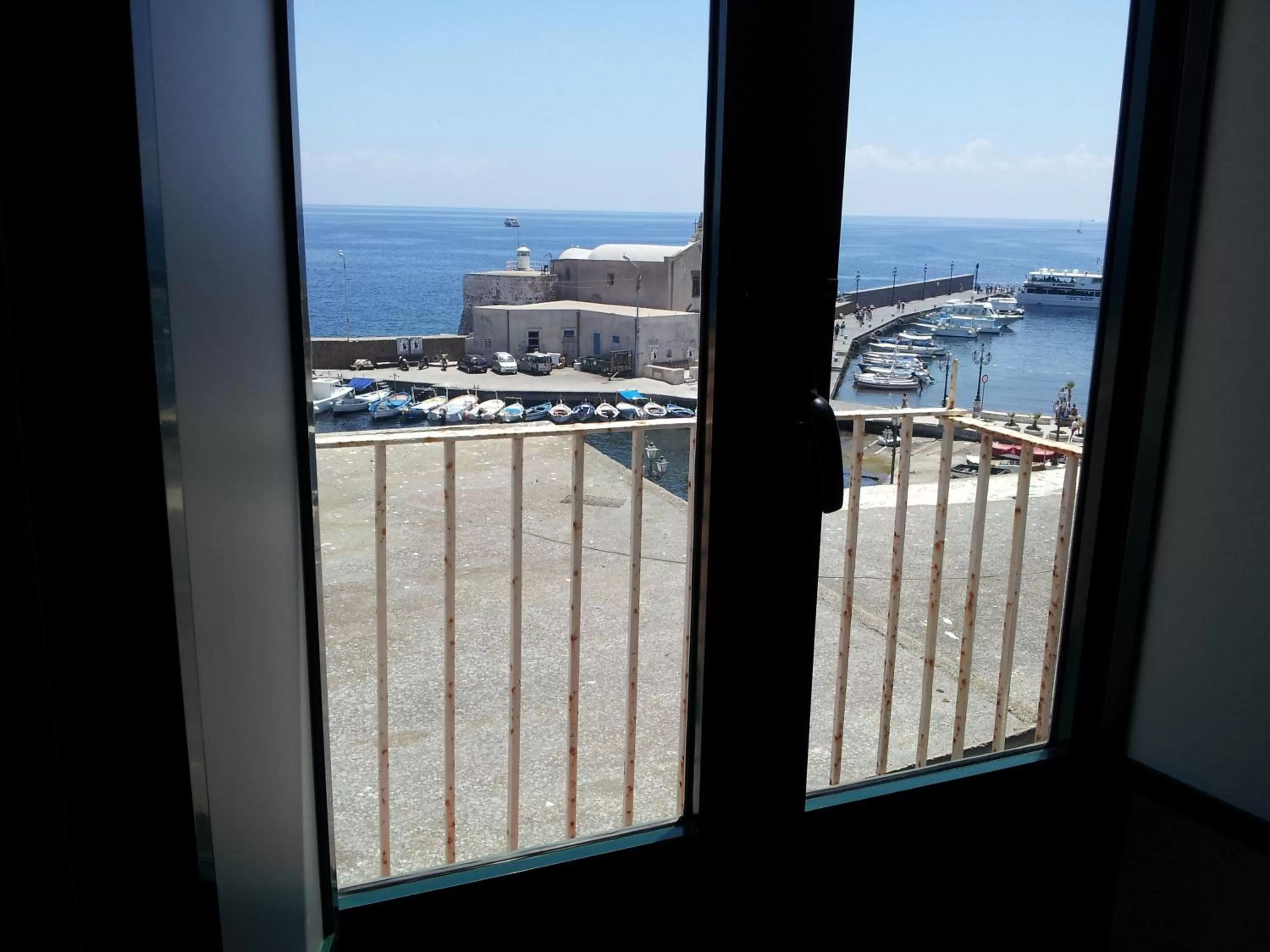 Day, Sea View in B&B Ventura