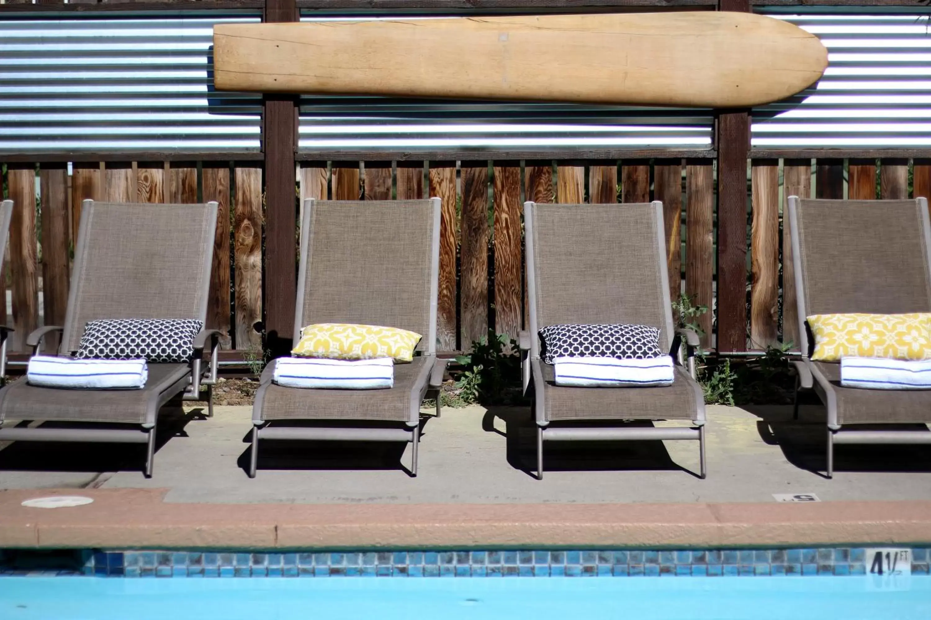 Spring, Swimming Pool in Hotel Becket