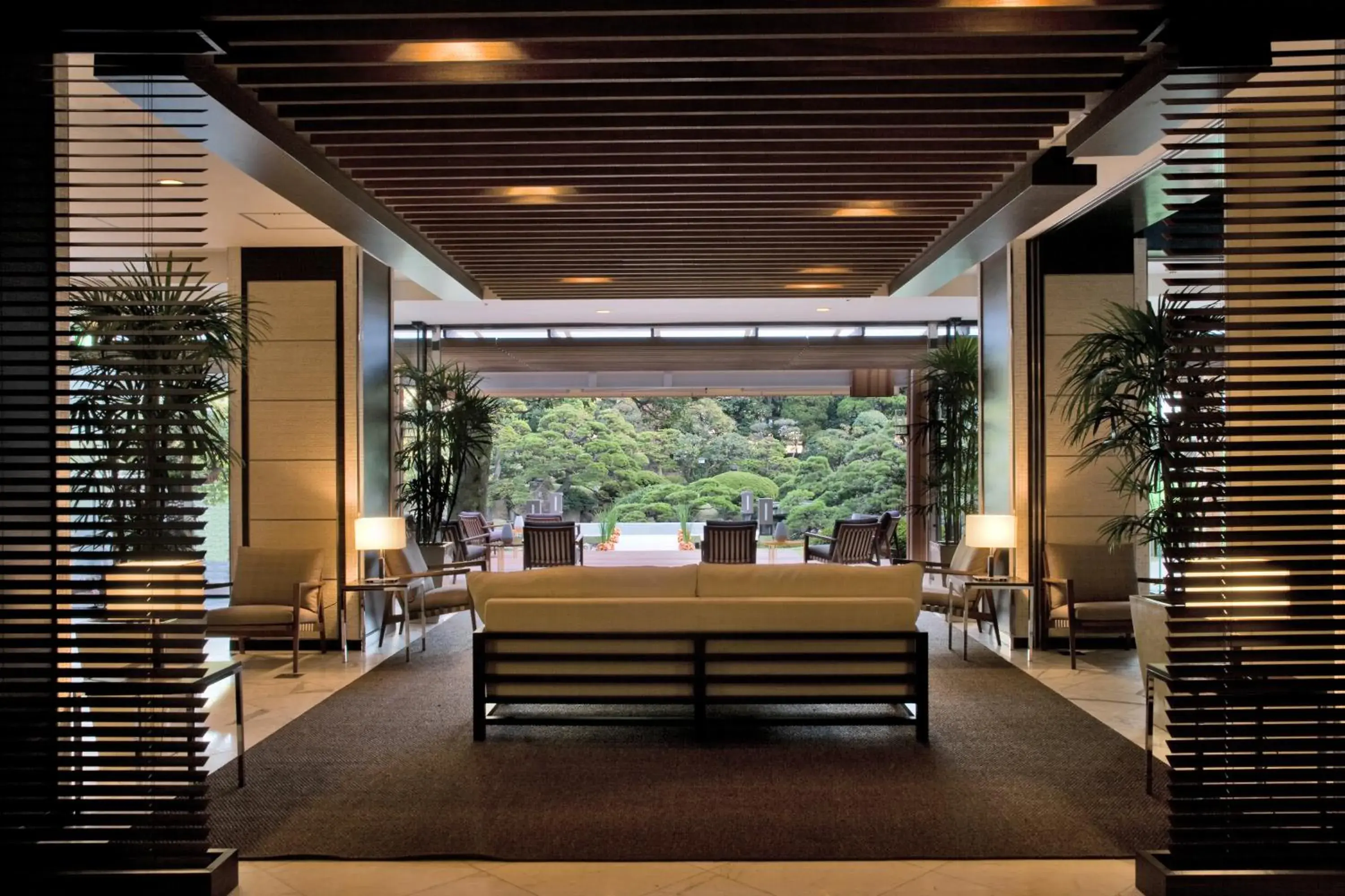 Lobby or reception in Art Hotel Kokura New Tagawa