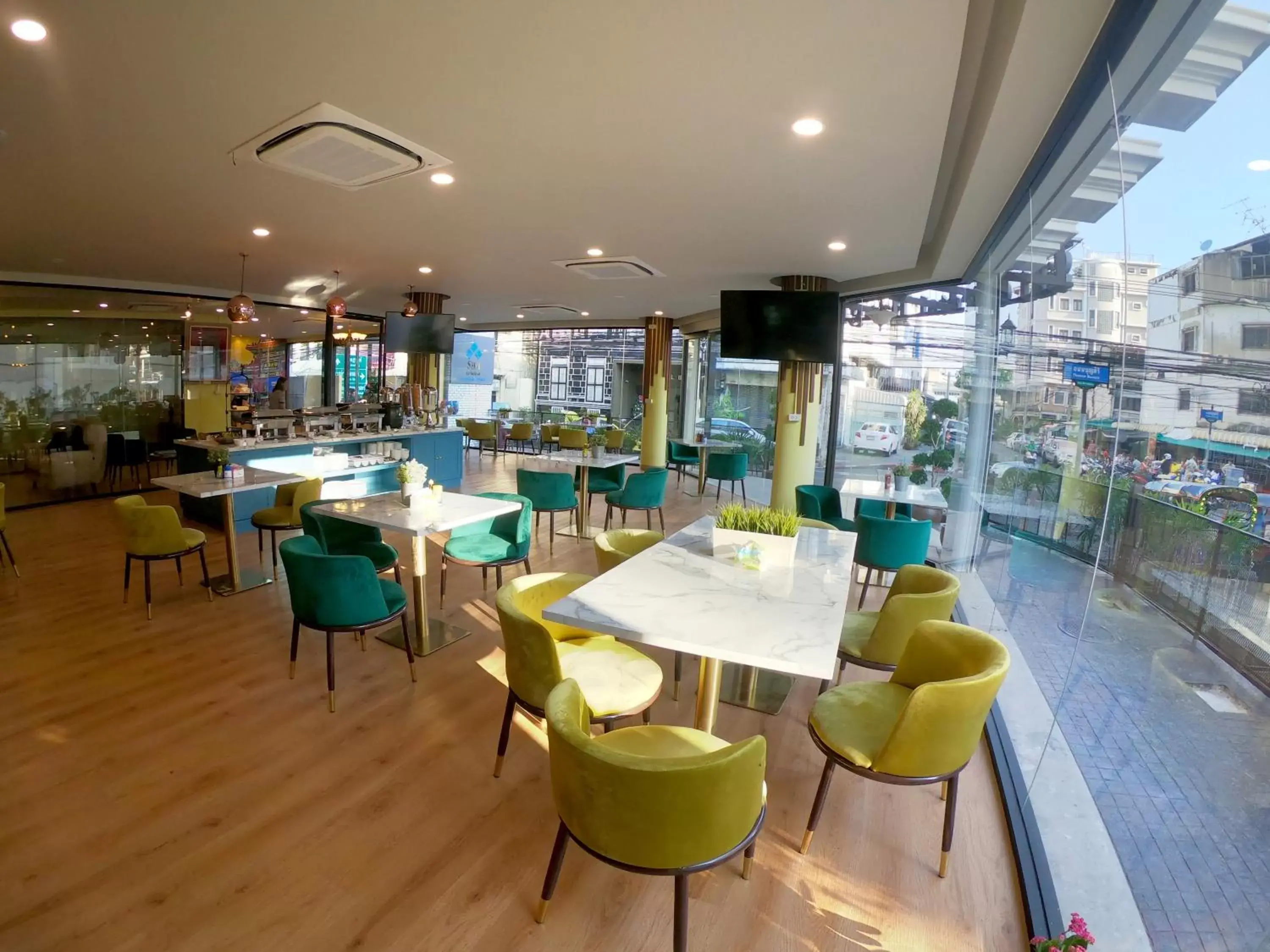 Restaurant/Places to Eat in Siri Oriental Bangkok Hotel - SHA Extra Plus