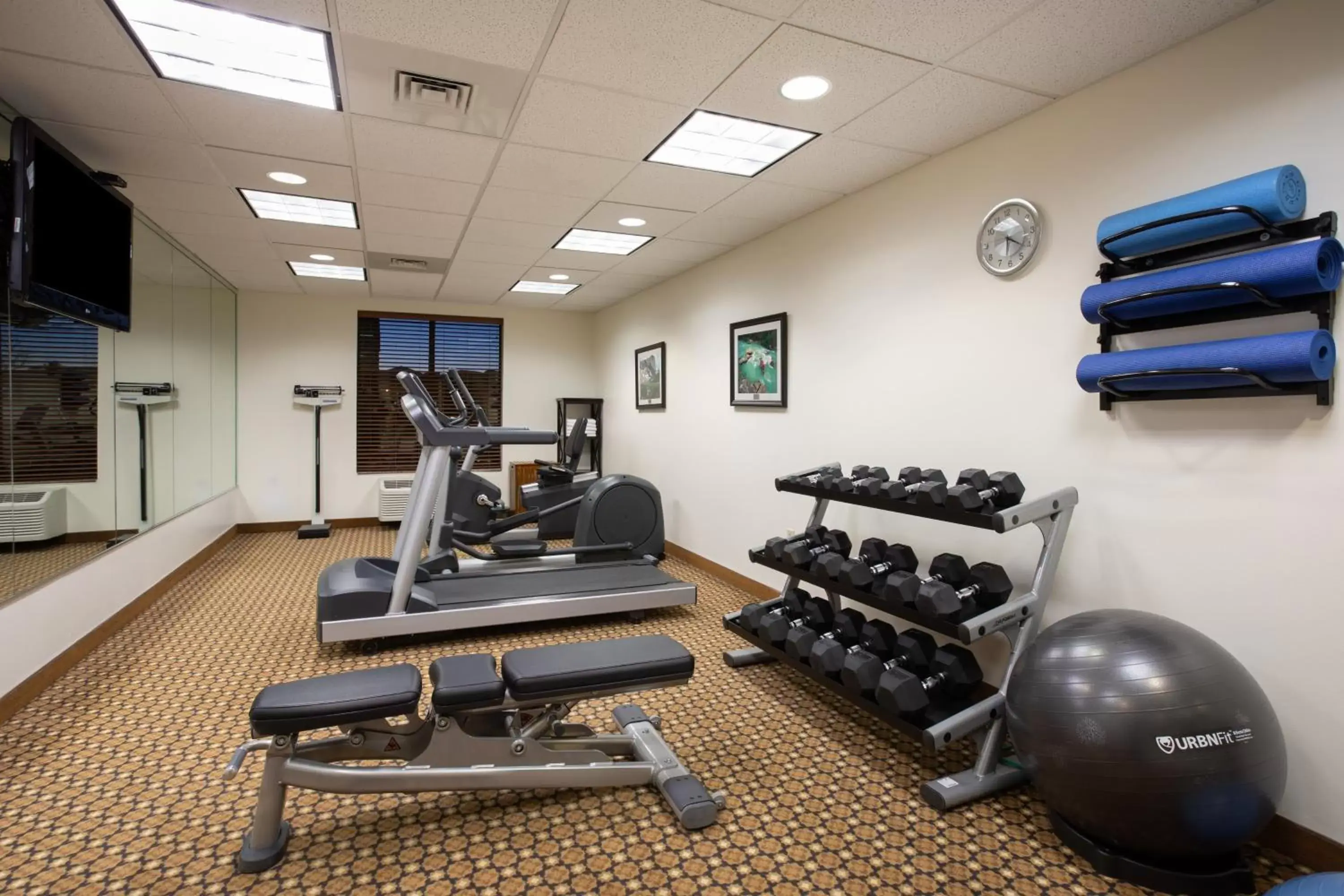 Fitness centre/facilities, Fitness Center/Facilities in Holiday Inn Express Hotel & Suites Lander, an IHG Hotel