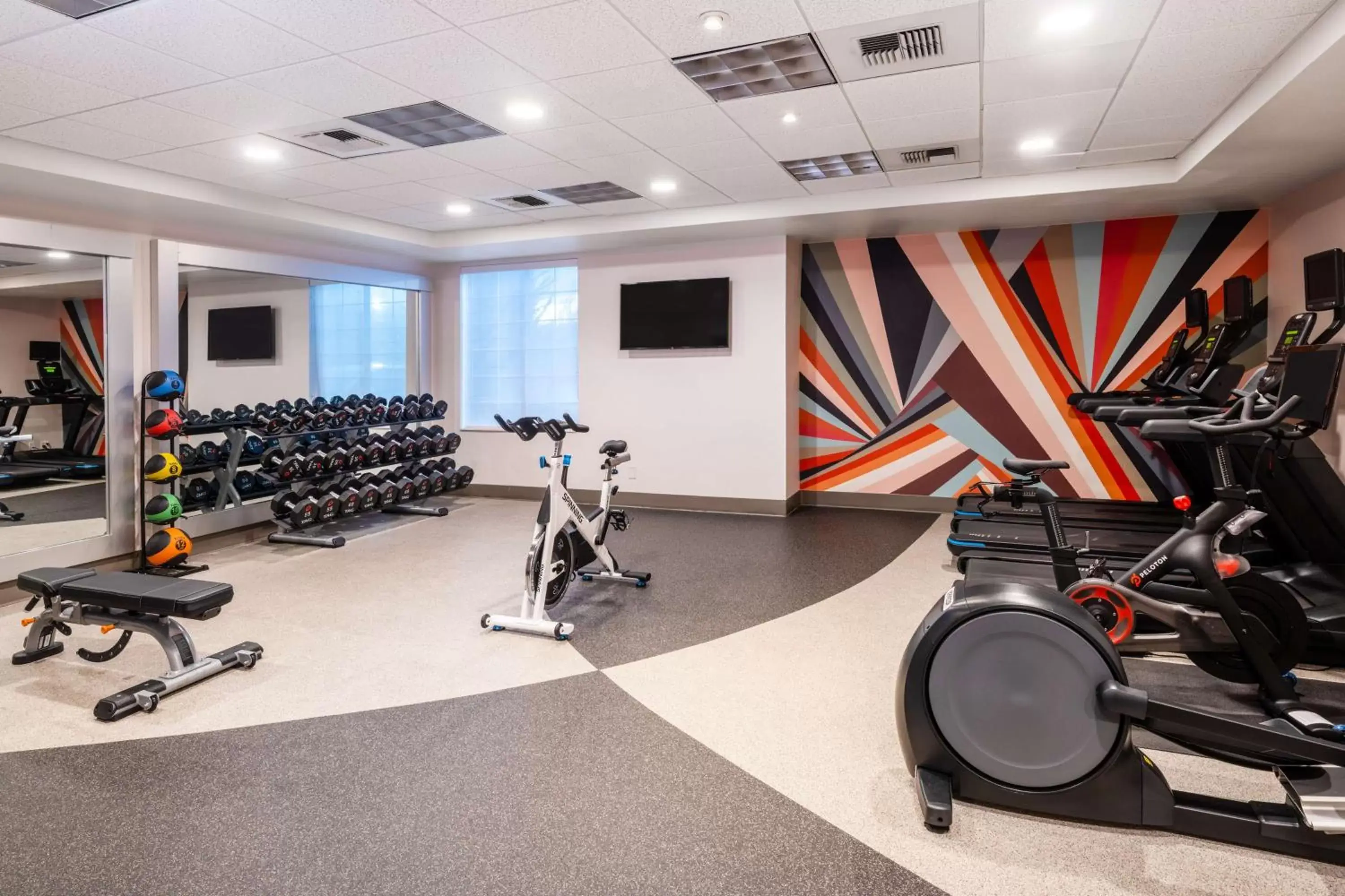 Fitness centre/facilities, Fitness Center/Facilities in Hilton Garden Inn Bakersfield