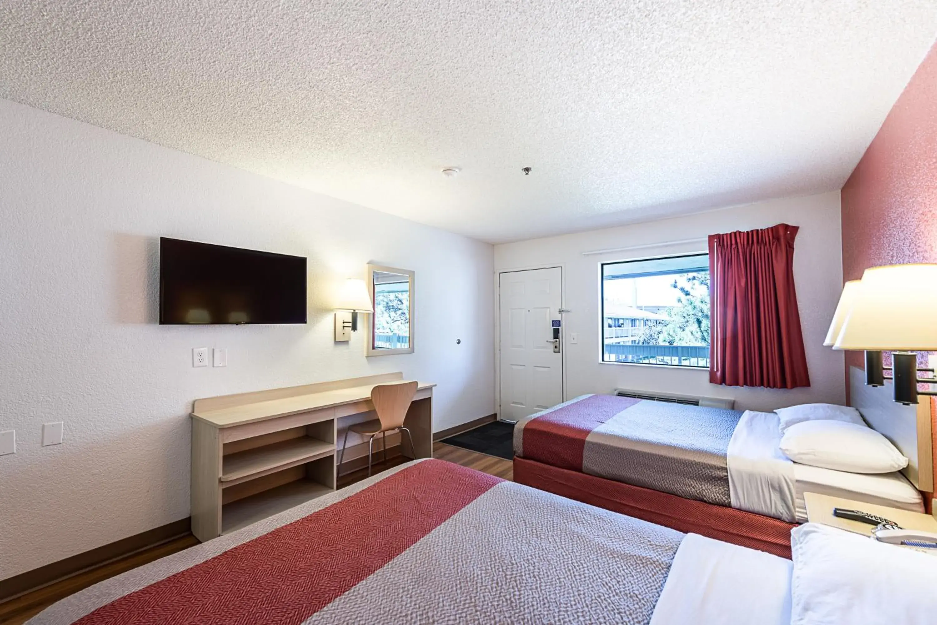 Bedroom, Room Photo in Motel 6-Sparks, NV - Airport - Sparks