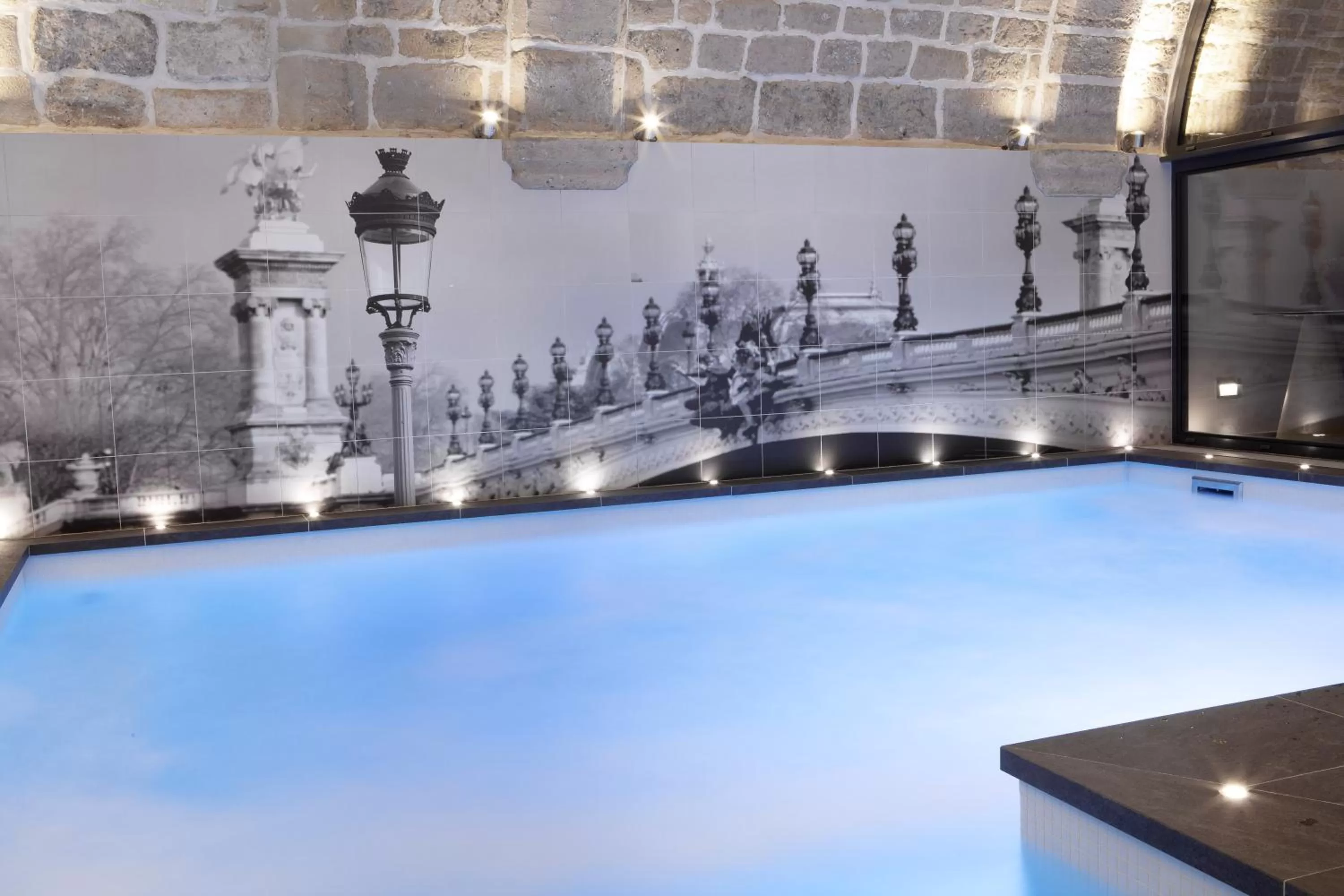 Spa and wellness centre/facilities in Hotel La Lanterne & Spa By Timhotel