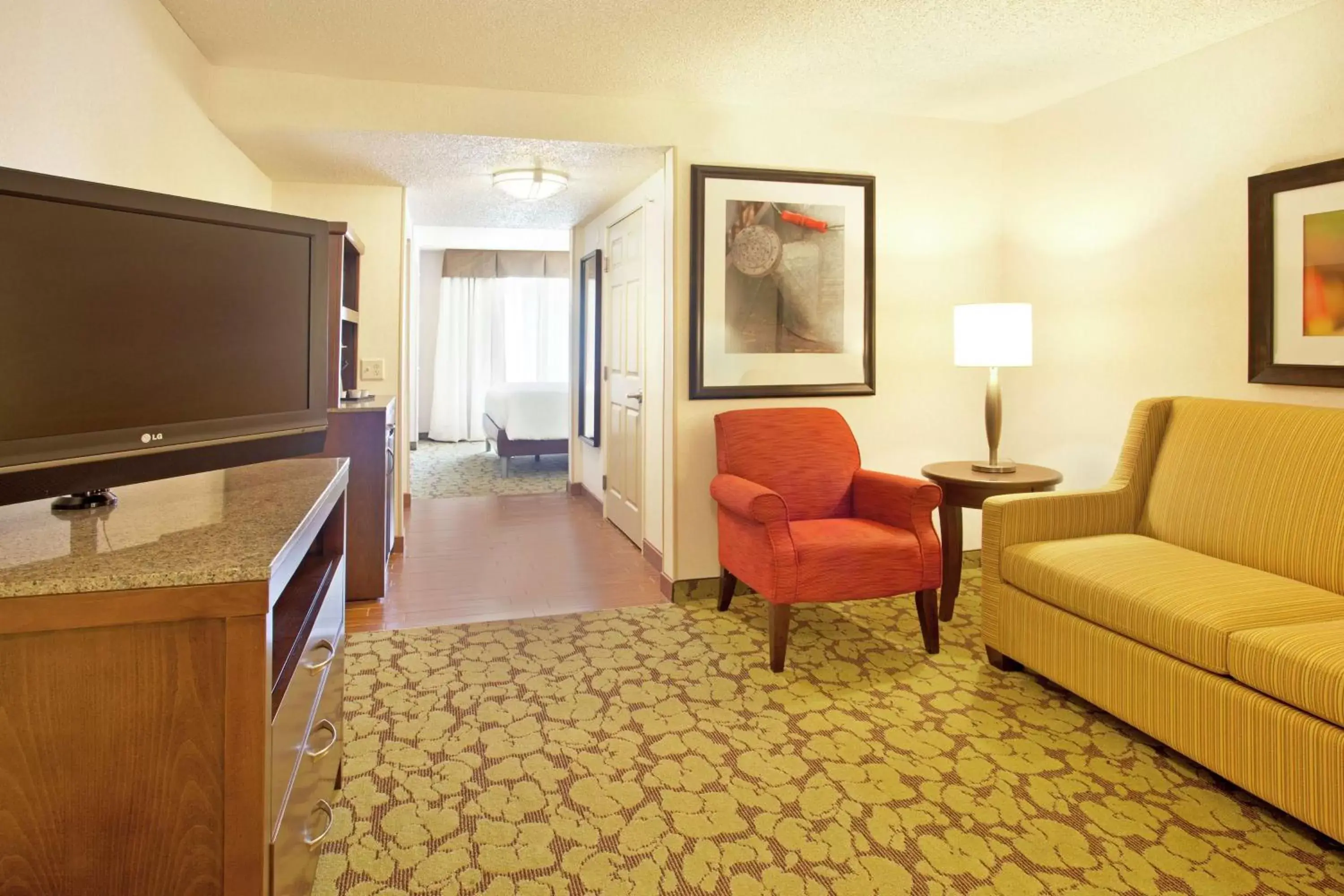 Living room, Seating Area in Hilton Garden Inn Minneapolis/Eden Prairie