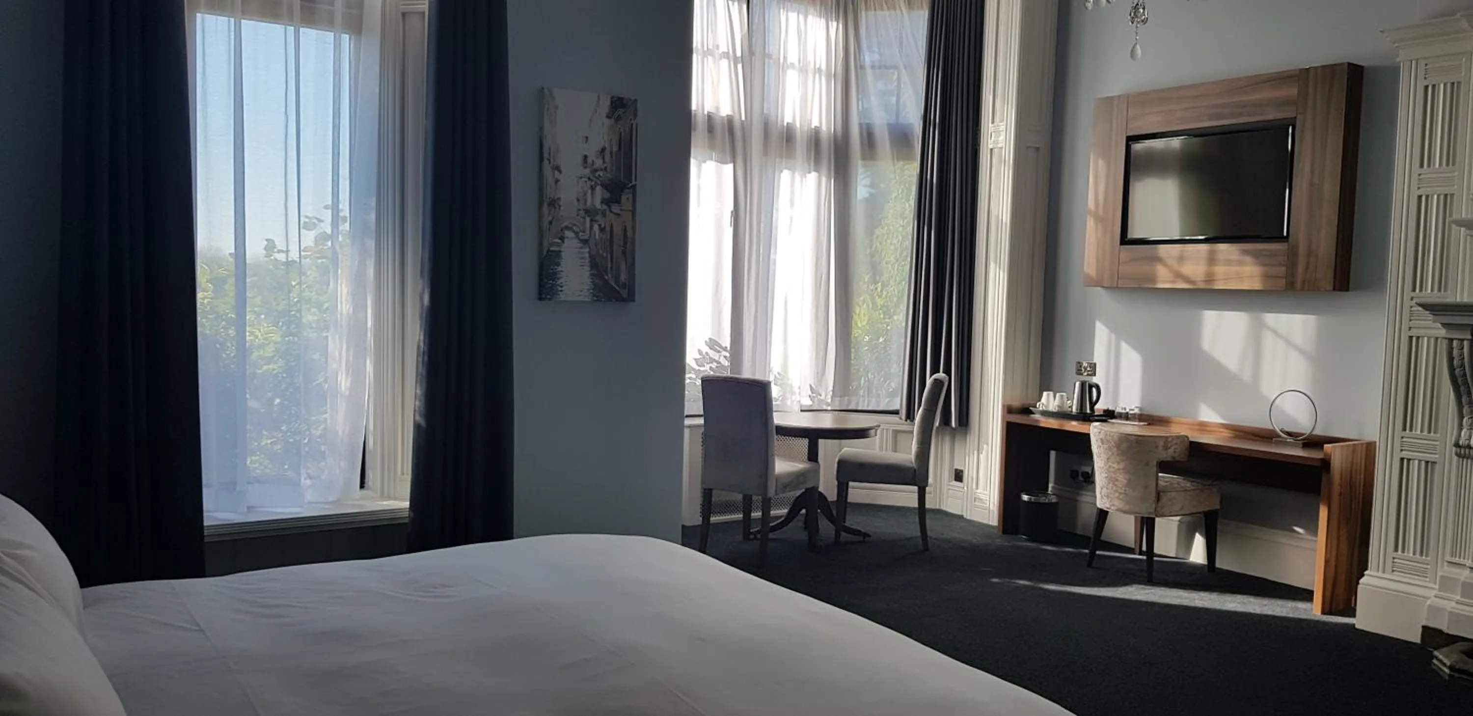 Bedroom, Bed in Stanhill Court Hotel, a member of Radisson Individuals