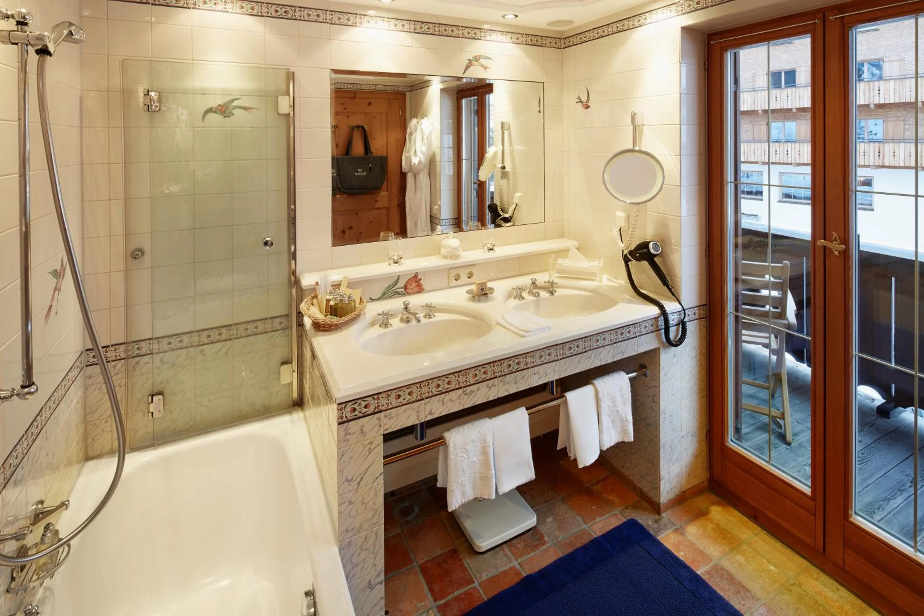 Bathroom, Bed in Post Lech Arlberg