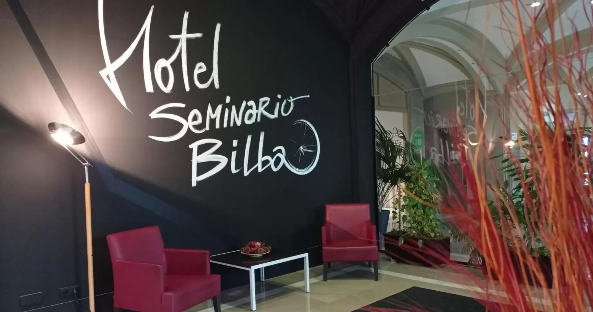 Lobby or reception in Hotel Seminario Aeropuerto Bilbao