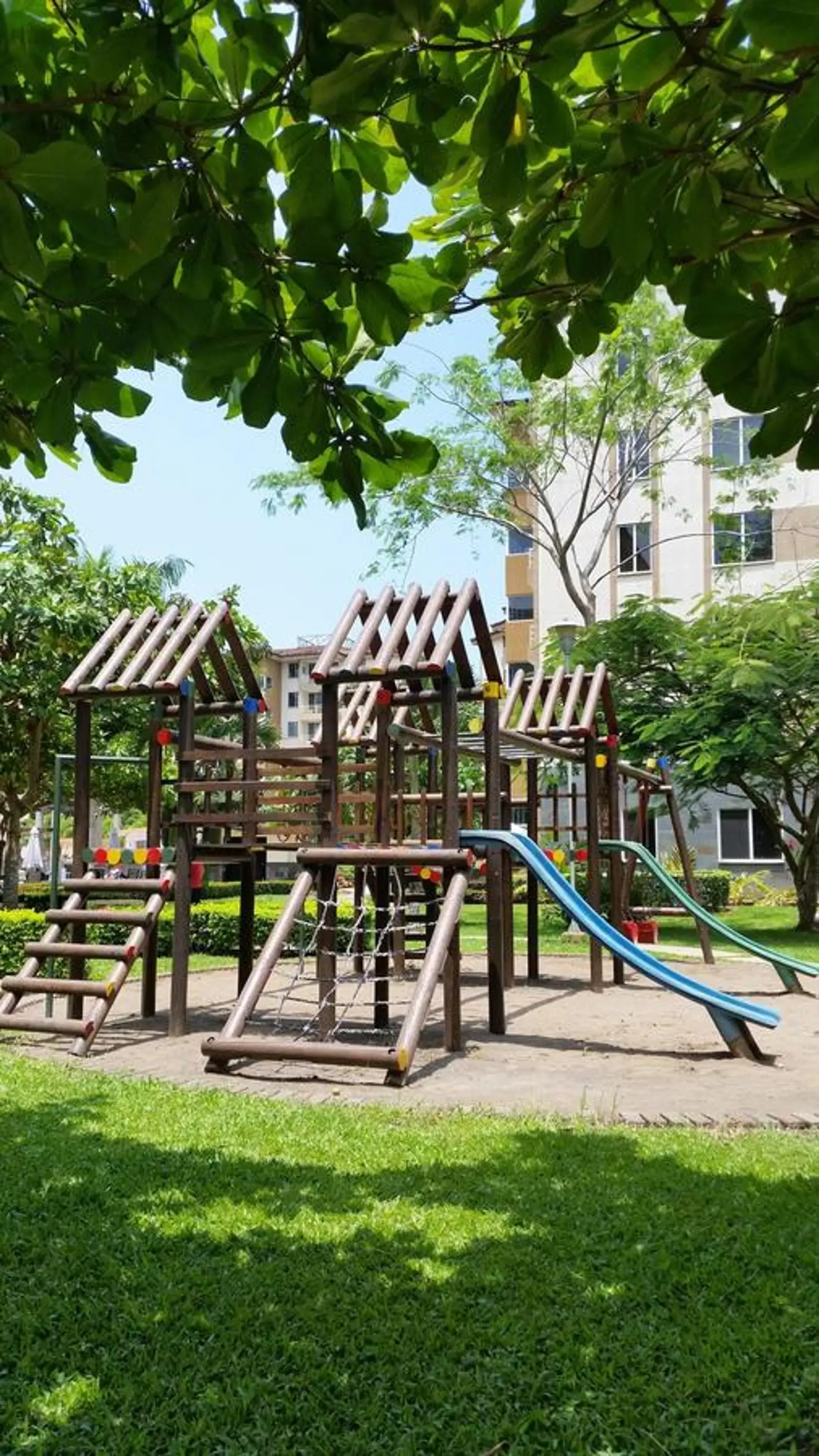 Children play ground, Children's Play Area in Jaco Beach Condos