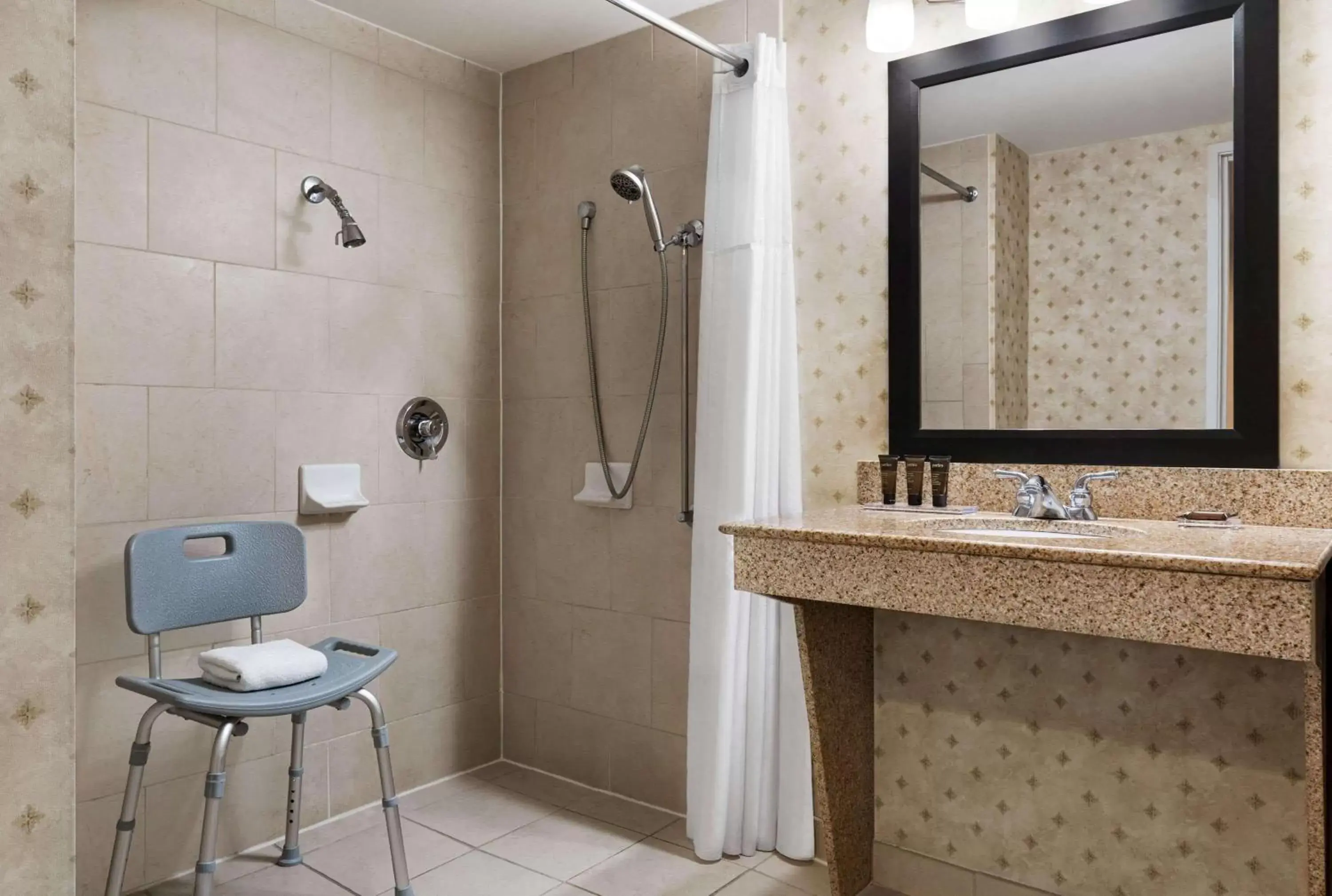 Shower, Bathroom in Wingate By Wyndham Southport
