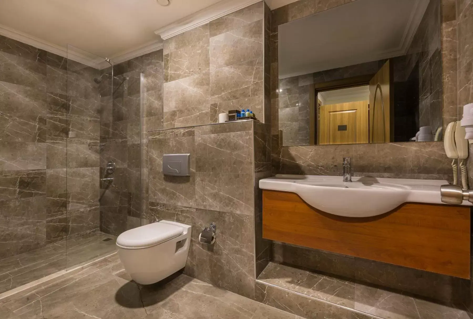 Shower, Bathroom in Thermalium Wellness & Spa Hotel by Vima