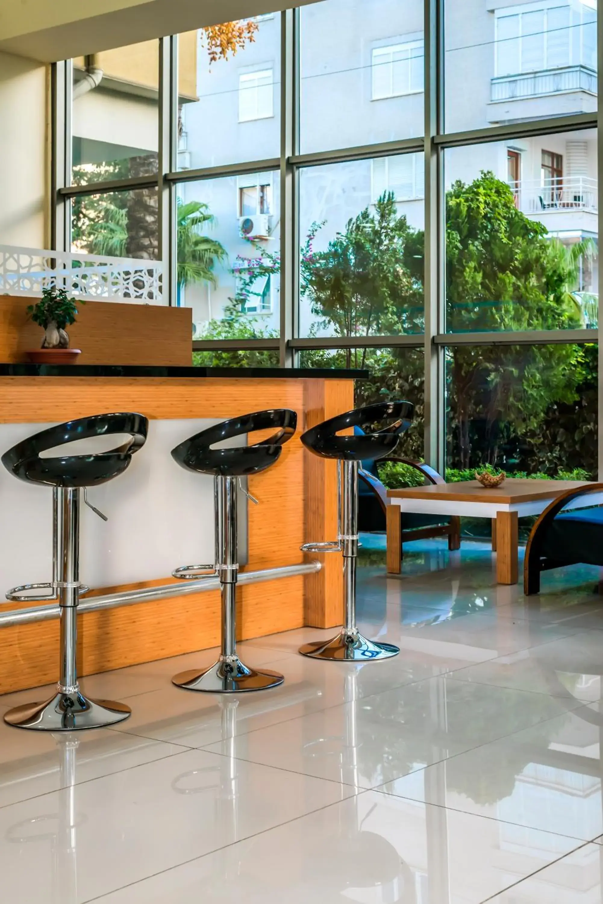 Lounge or bar in Santa Marina Hotel