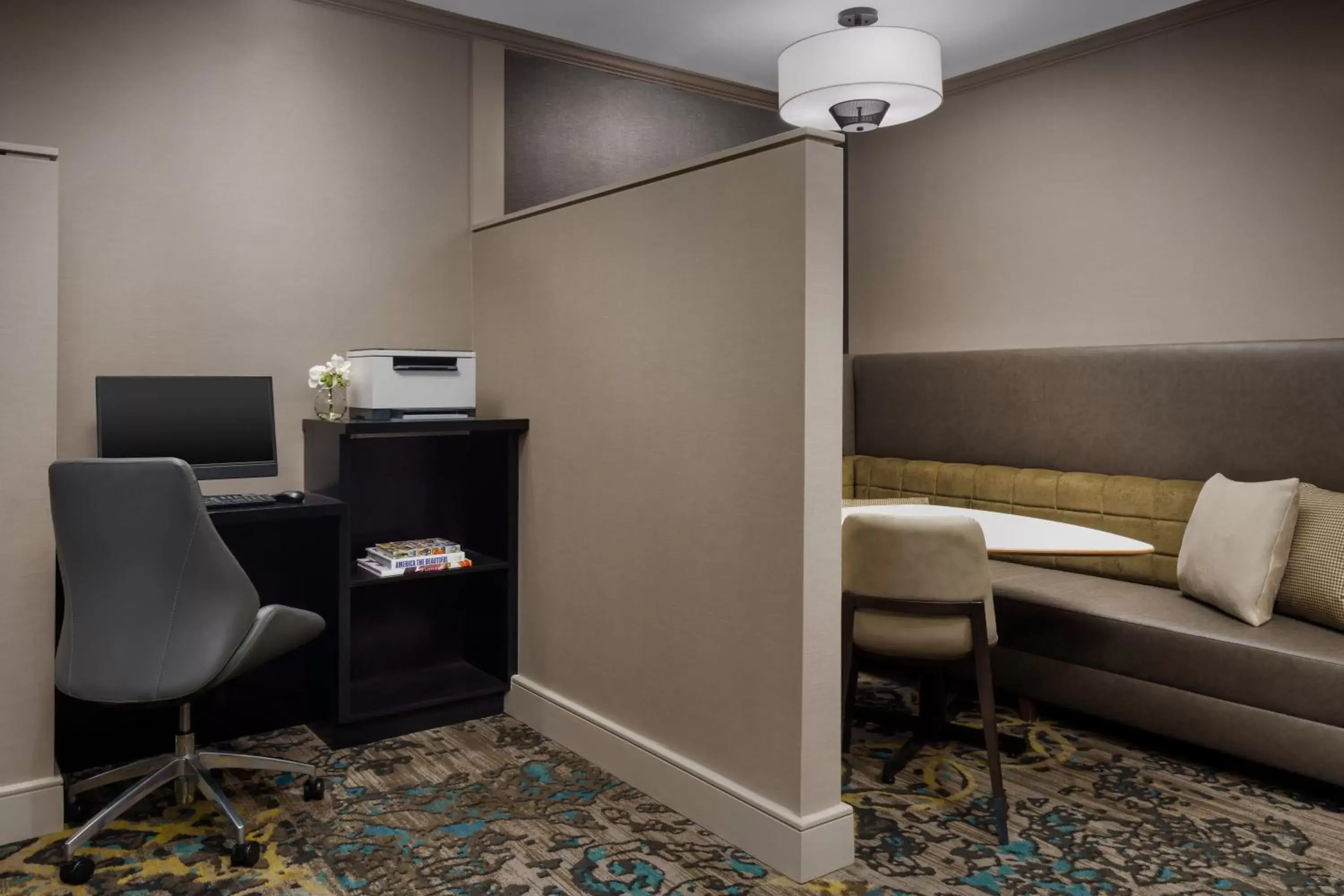 Business facilities, Seating Area in Residence Inn Boston Franklin