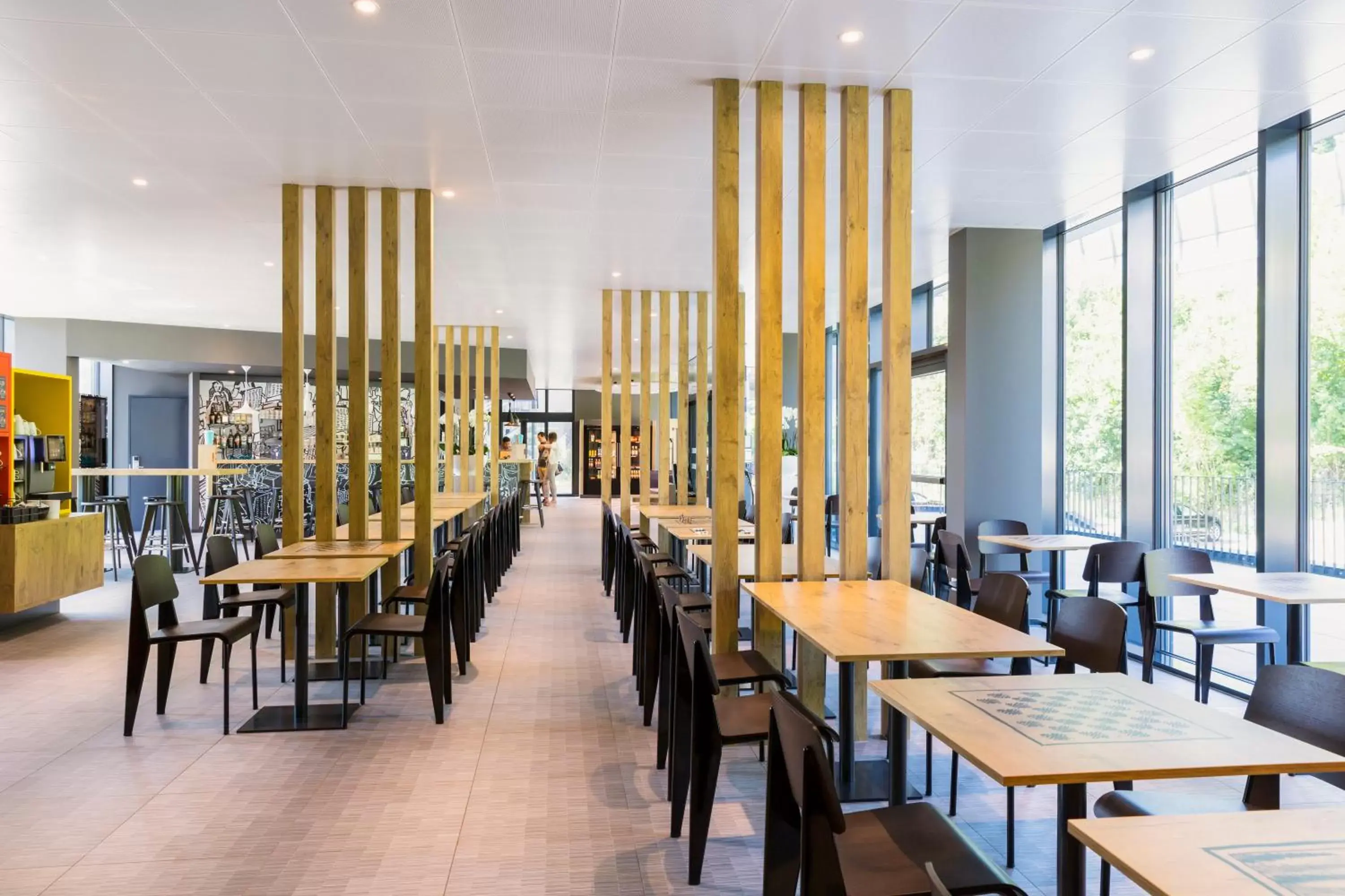 Lounge or bar, Restaurant/Places to Eat in ibis Baden Neuenhof