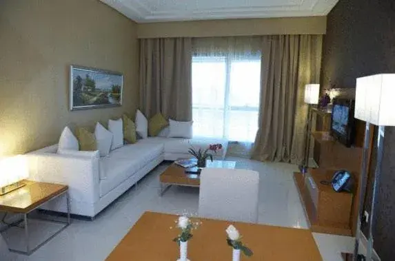 Living room, Seating Area in Grand Bellevue Hotel Apartment Dubai