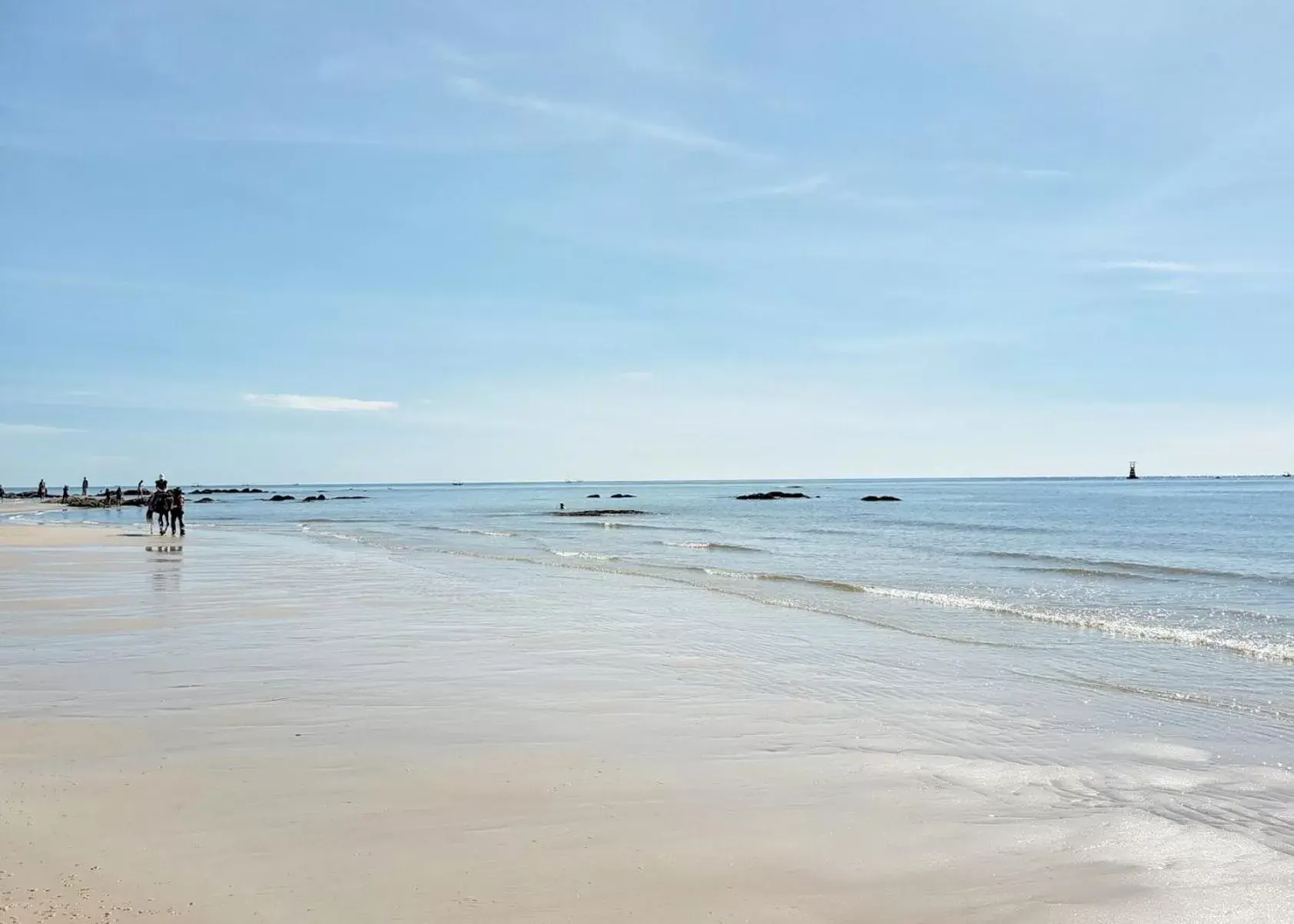 Beach in Thipurai City Hotel