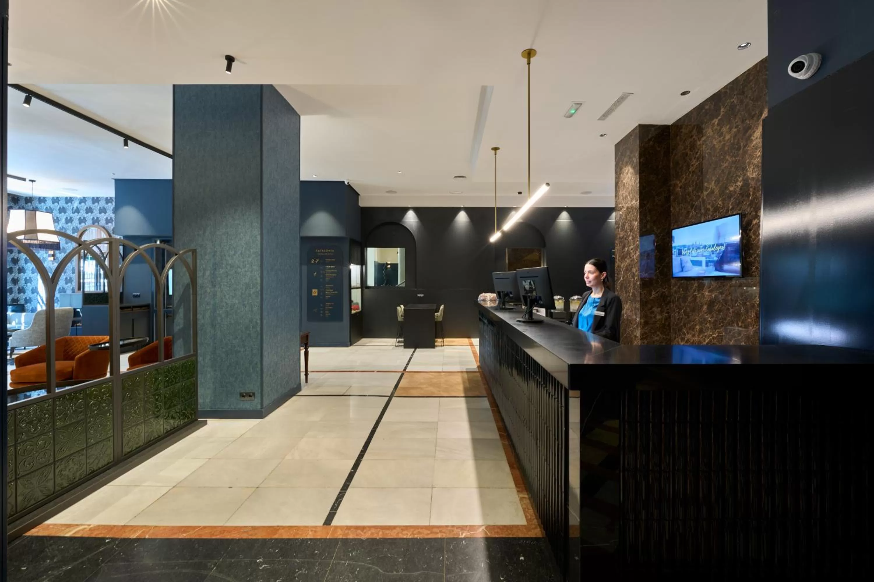 Lobby or reception in Catalonia Plaza Catalunya