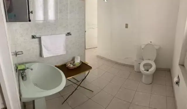 Bathroom in Antigua Casa de la Alameda