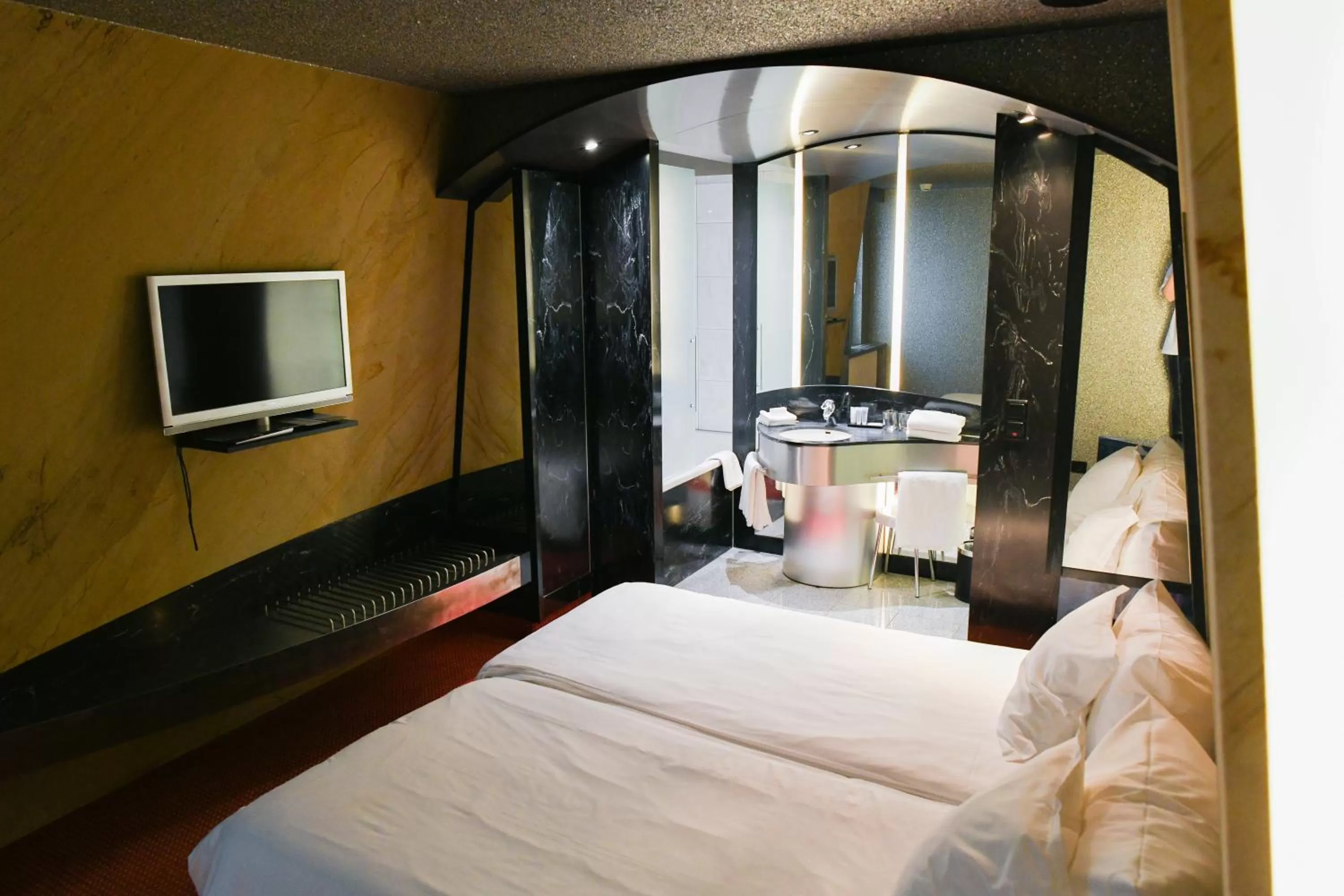 Bed in Hotel Bamberger Hof Bellevue