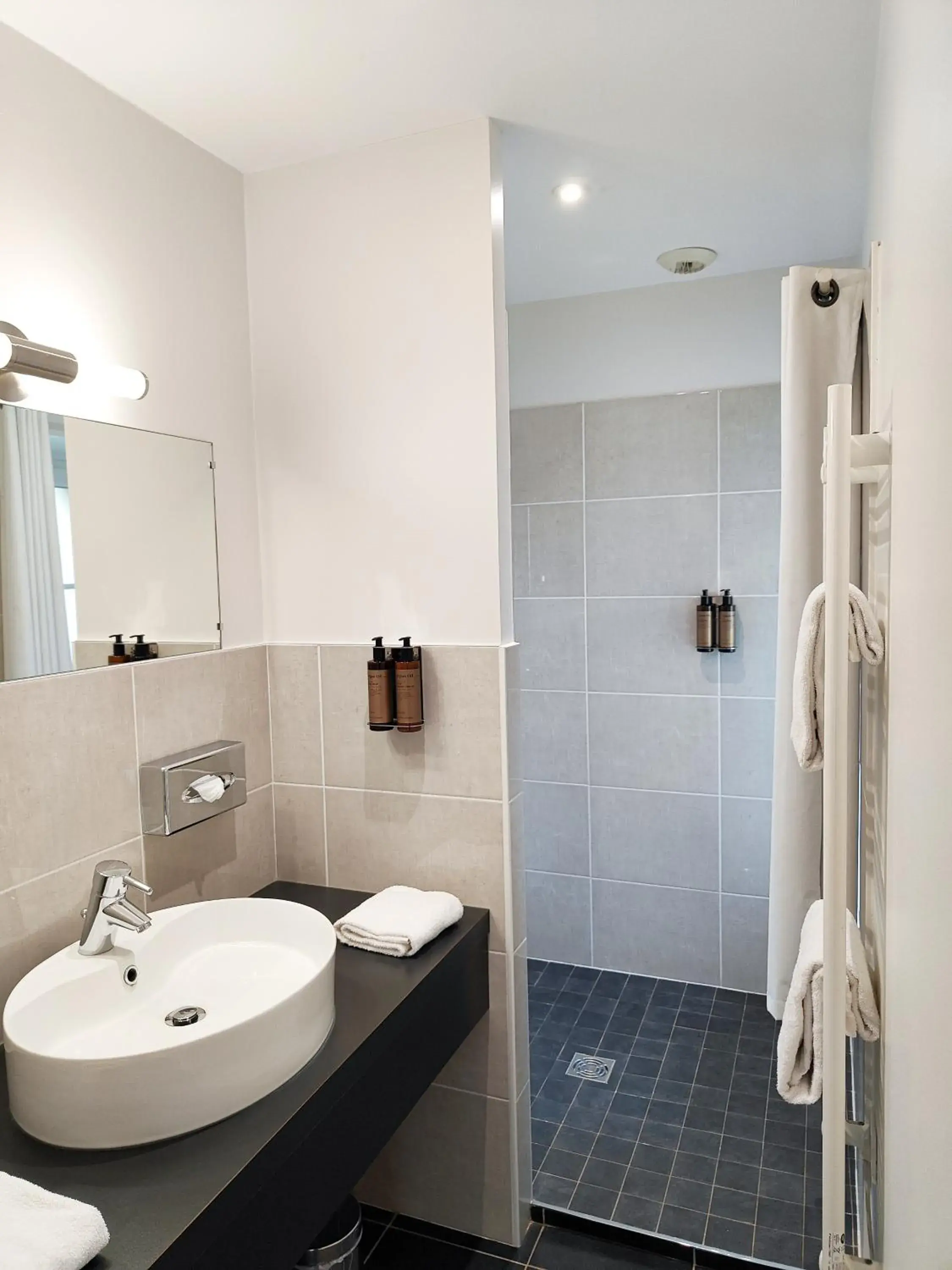 Bathroom in Hotel Château de la Barbinière