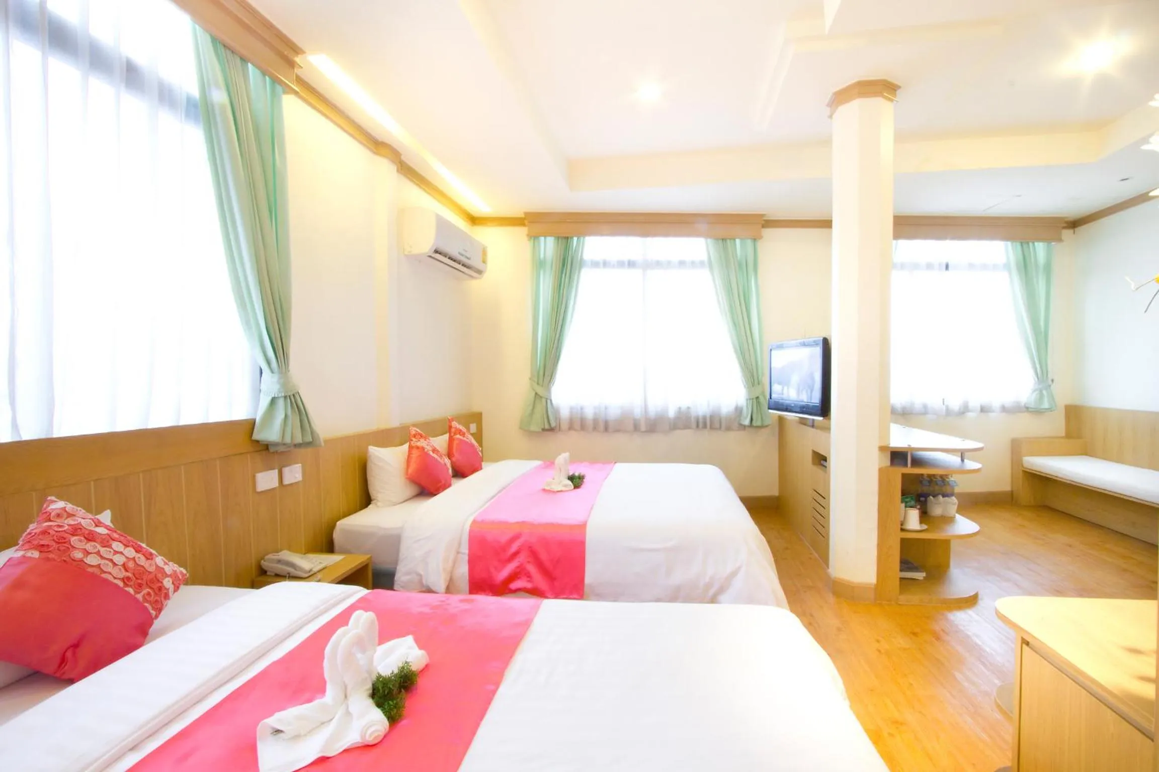 Bed in China Town Hotel - SHA Plus Certified