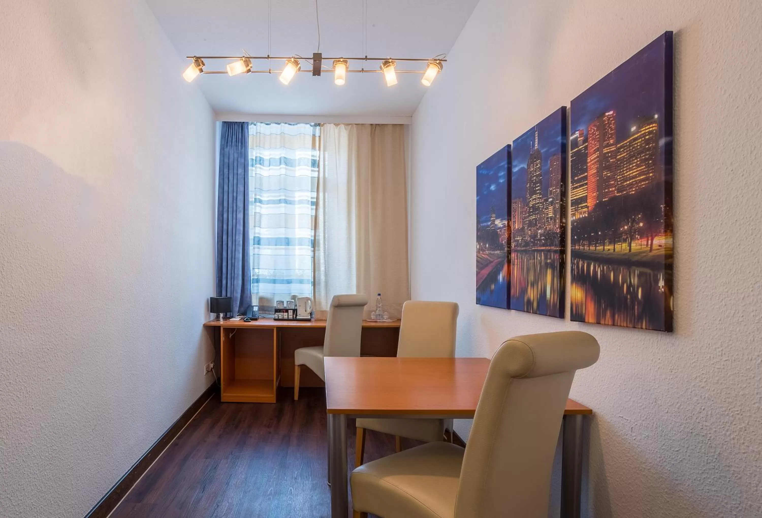 Seating area in Hotel Bayrischer Hof