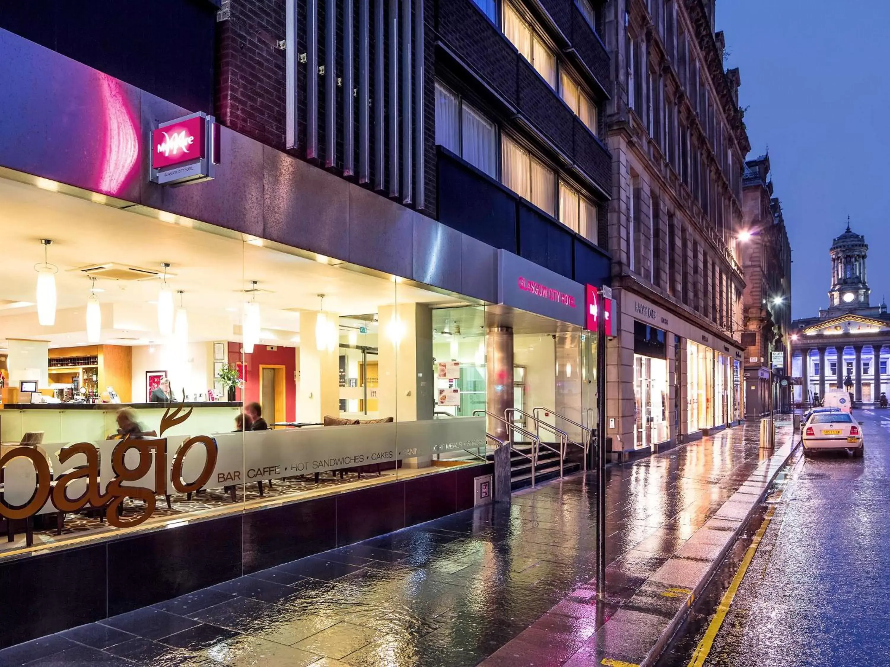 Property building in Mercure Glasgow City Hotel