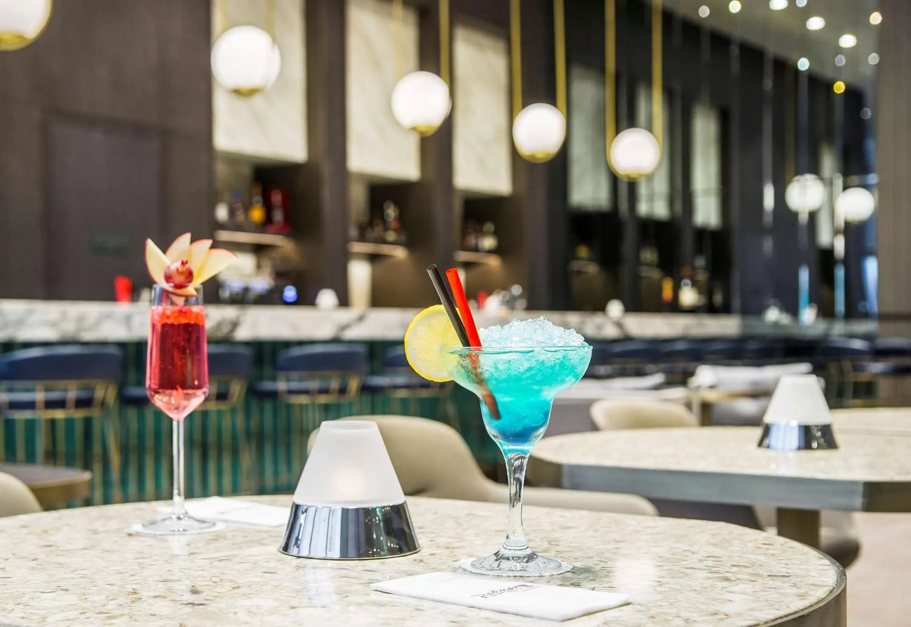 Lounge or bar, Drinks in Radisson Collection Hotel, Vadistanbul
