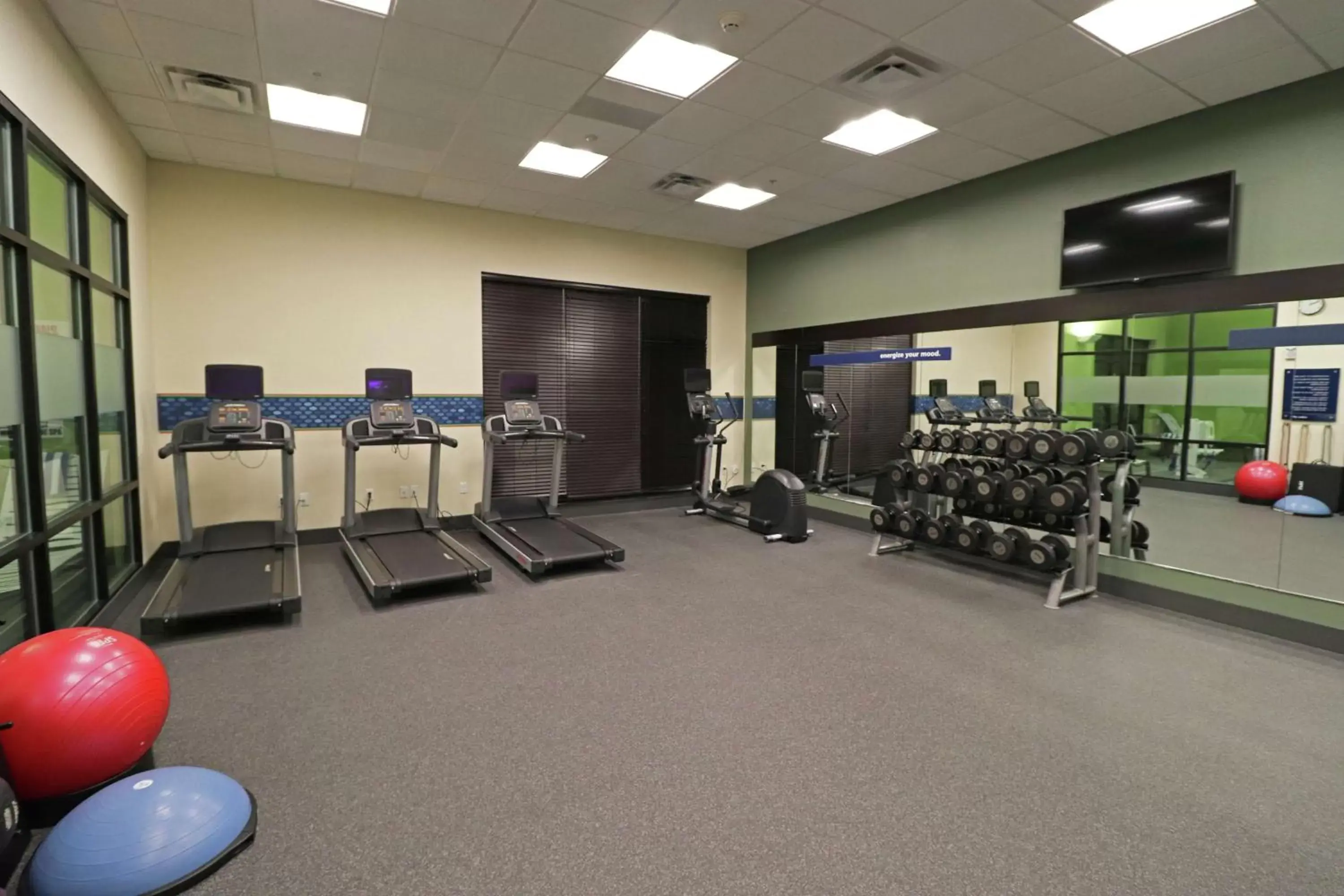 Fitness centre/facilities in Hampton Inn Kearney Fitness centre/facilities in Hampton Inn Kearney