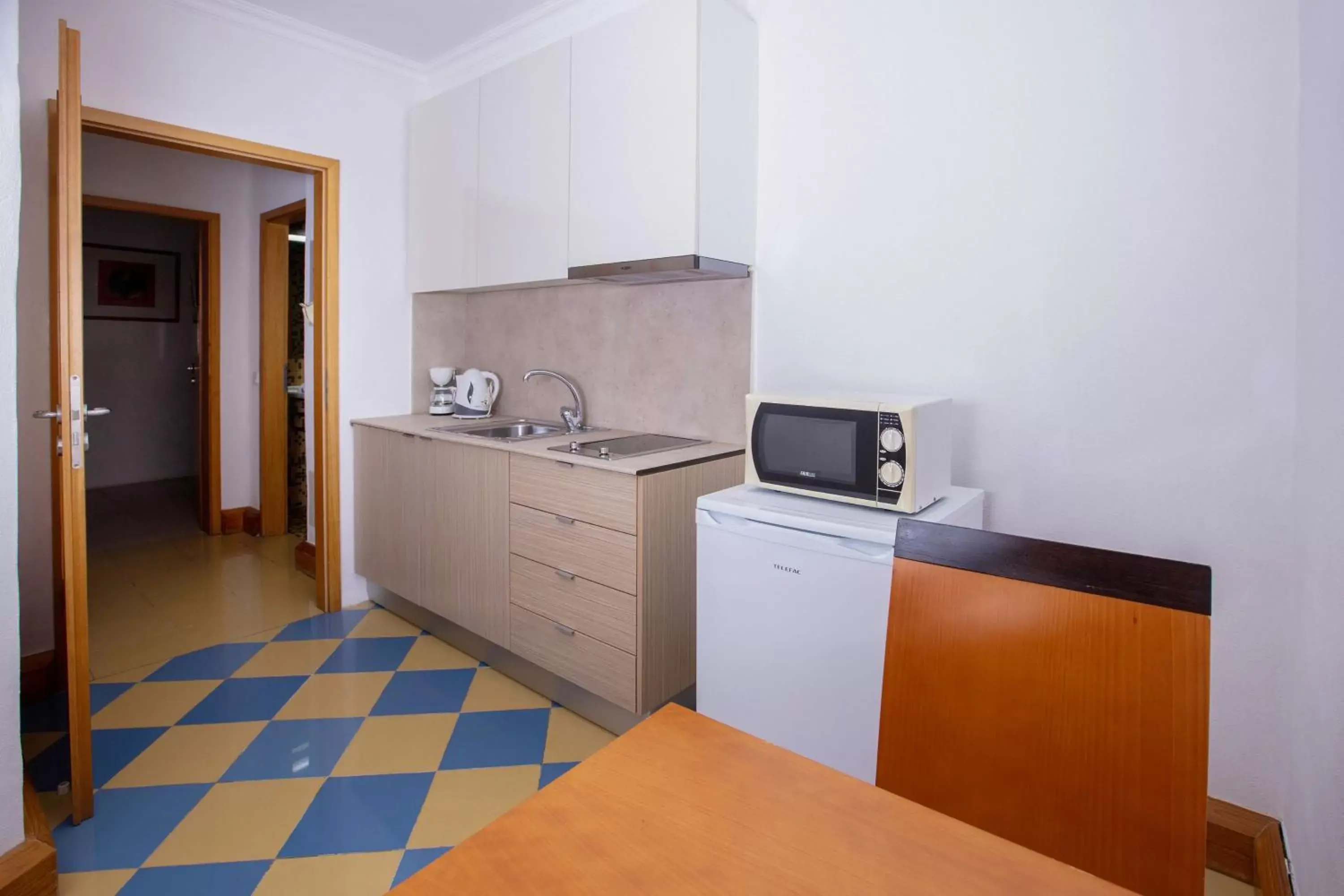 Kitchen or kitchenette, Kitchen/Kitchenette in Hotel Apartamento Foz Atlantida