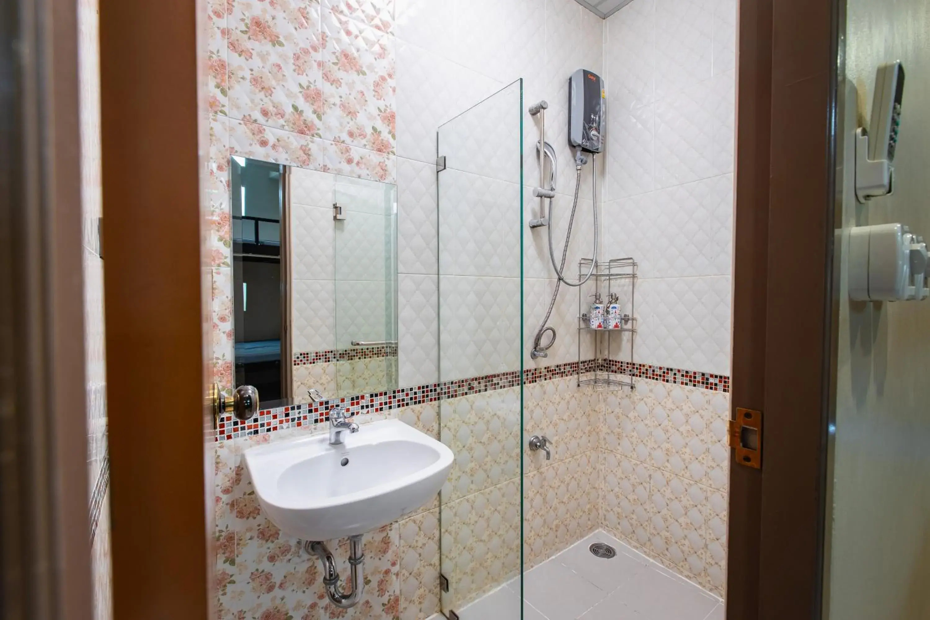 Bathroom in Restiny Hostel
