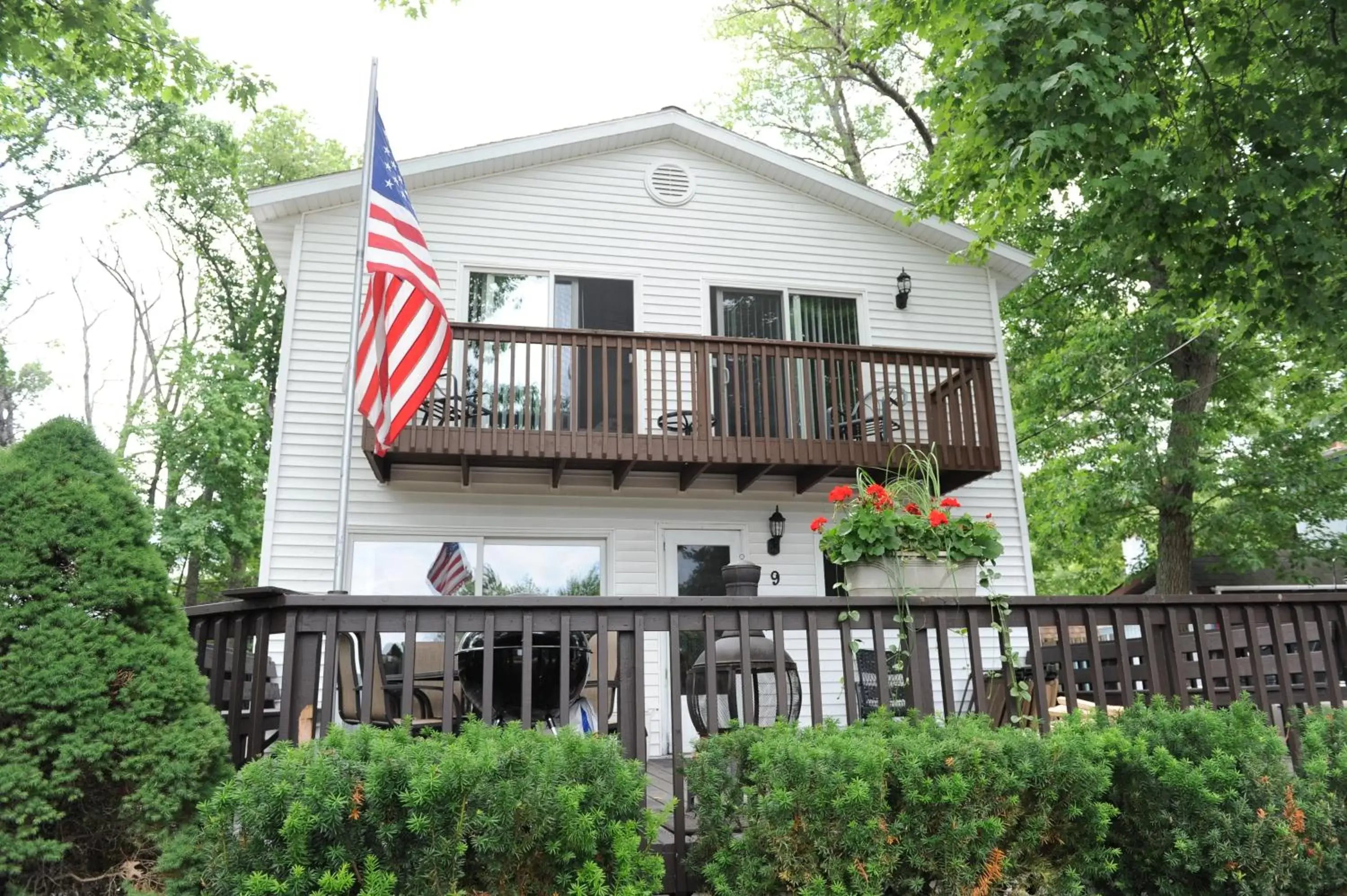Property building in Clear Lake Resort Property building in Clear Lake Resort