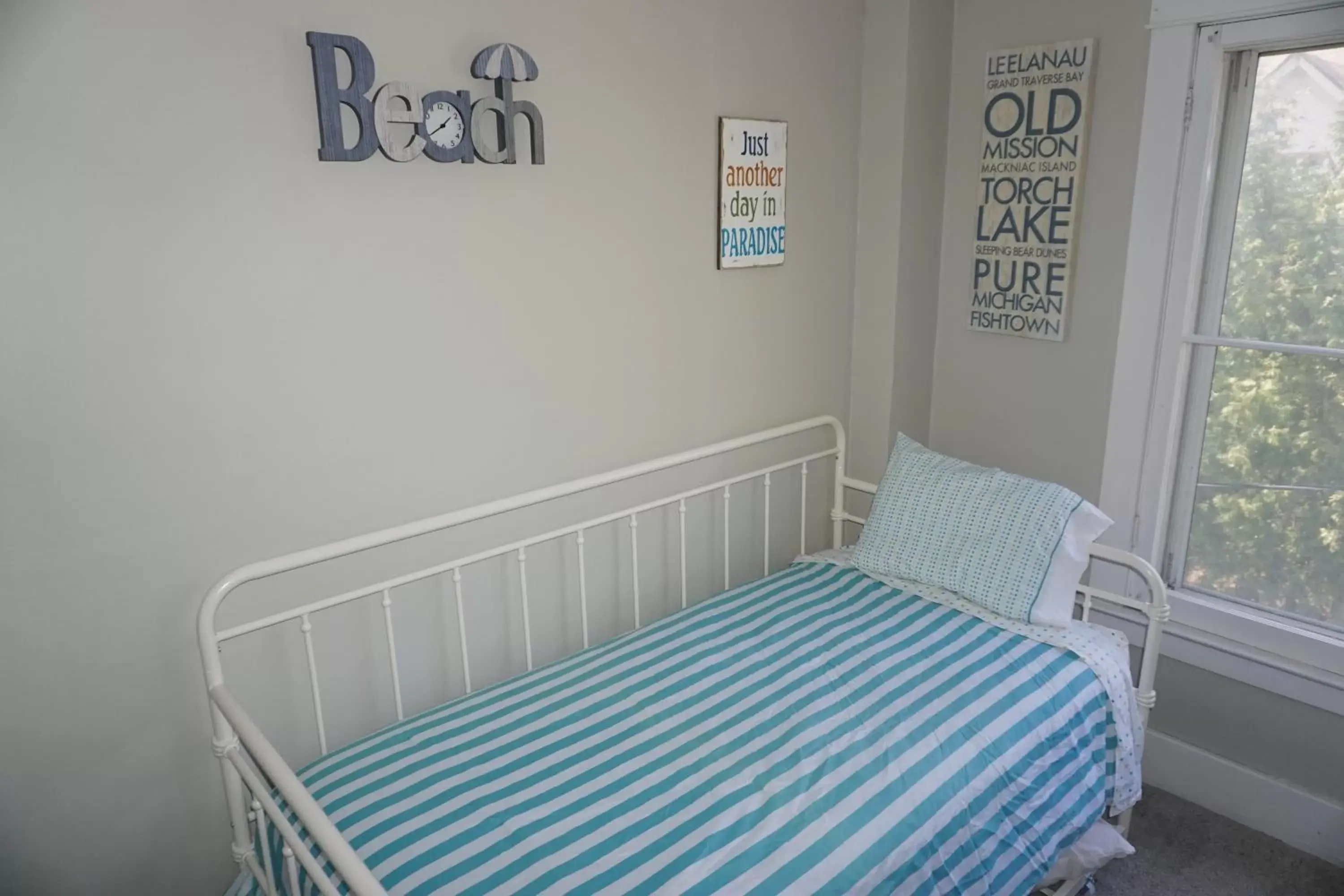 Bed in Charlevoix House - The Northside Bed in Charlevoix House - The Northside