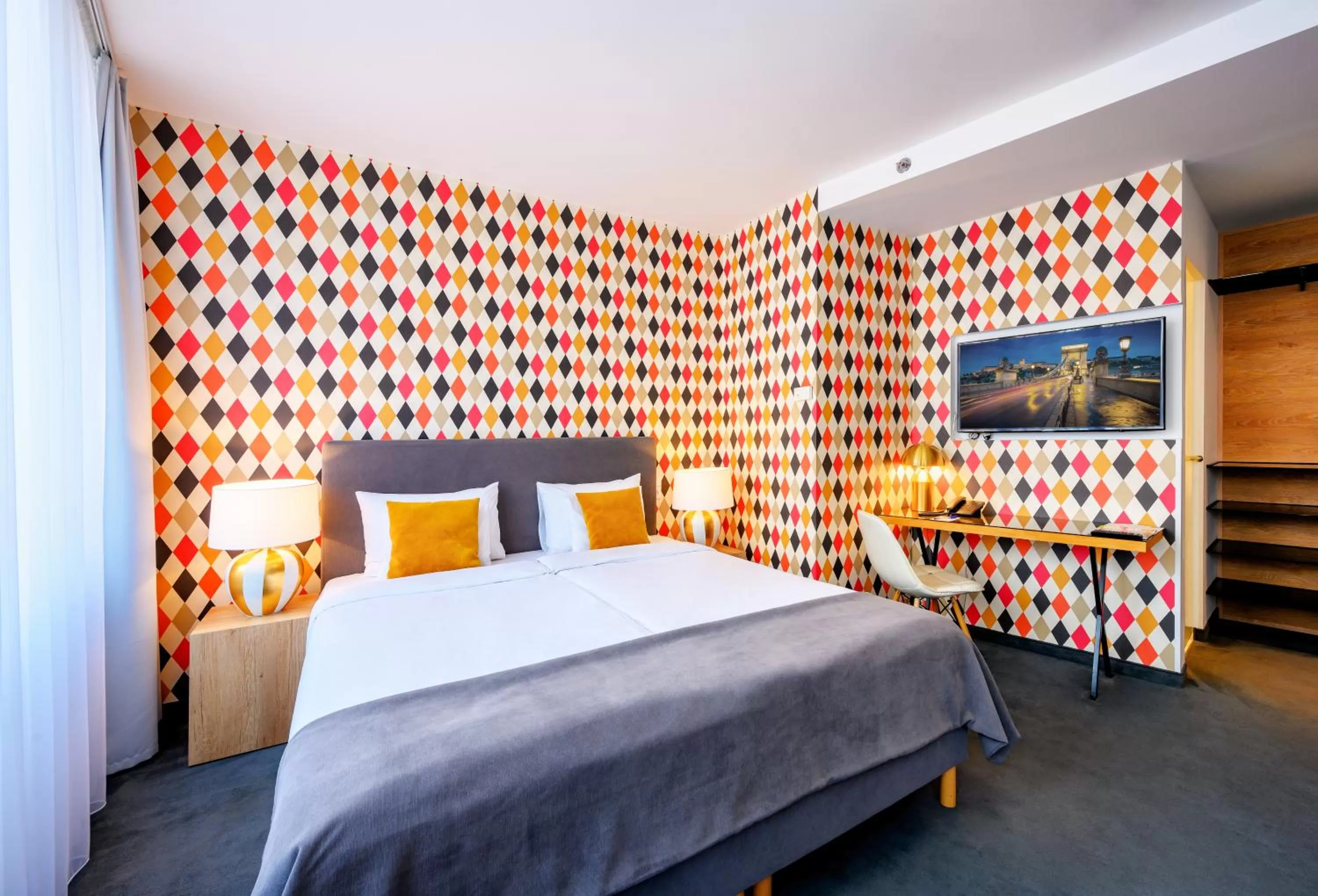 Bed in Roombach Hotel Budapest Center