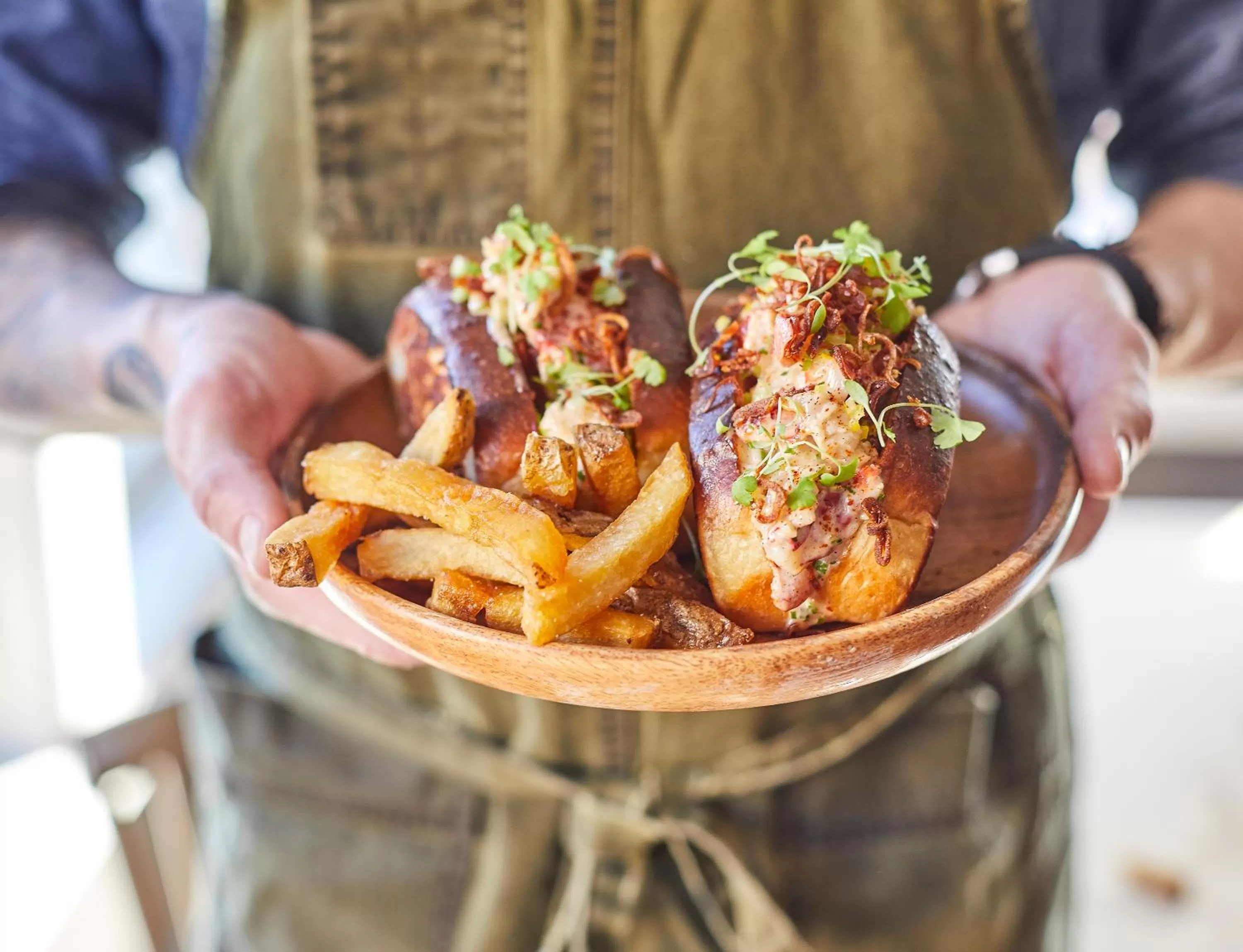 Restaurant/places to eat in Wayfinder Newport