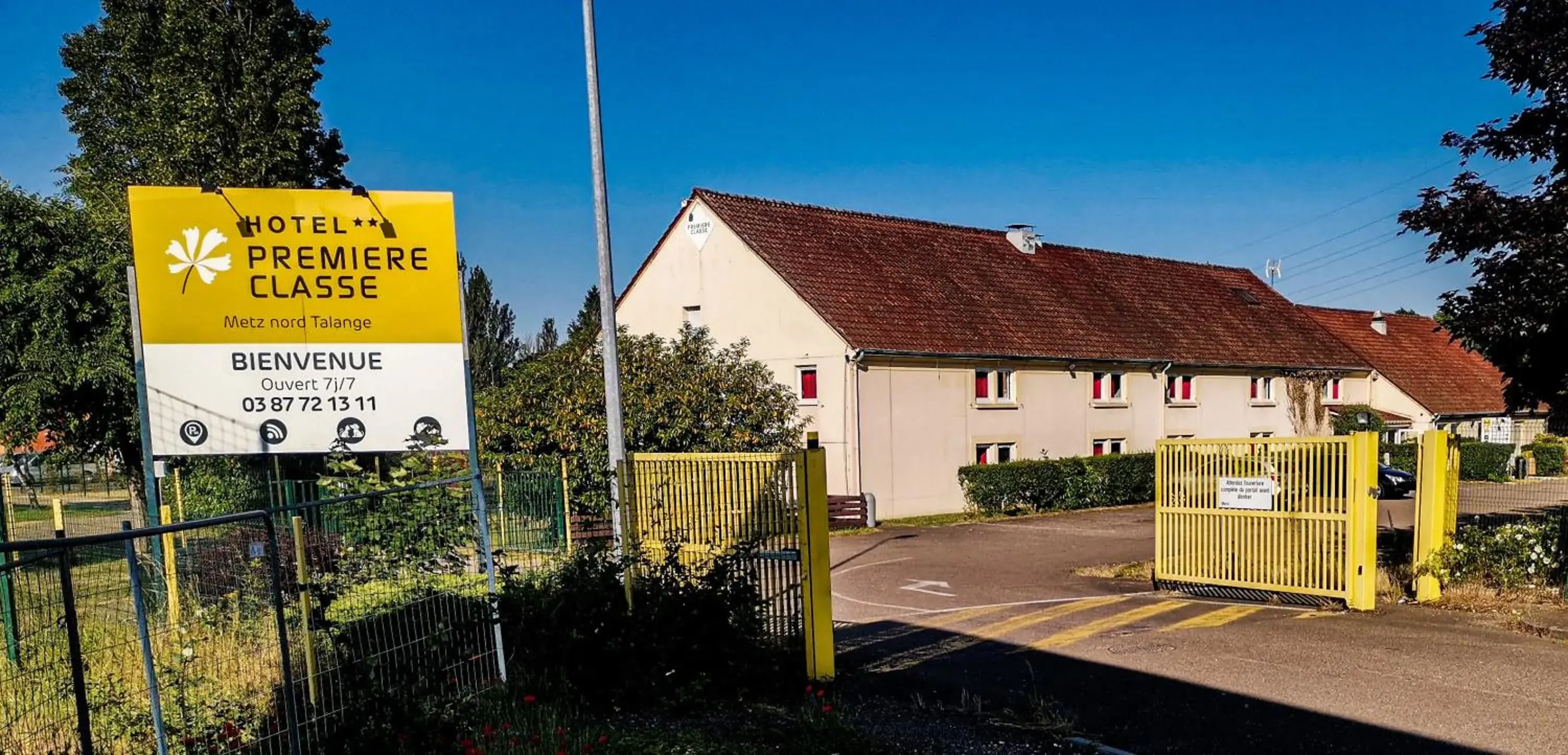 Property logo or sign, Property Building in Première Classe Metz Nord - Talange