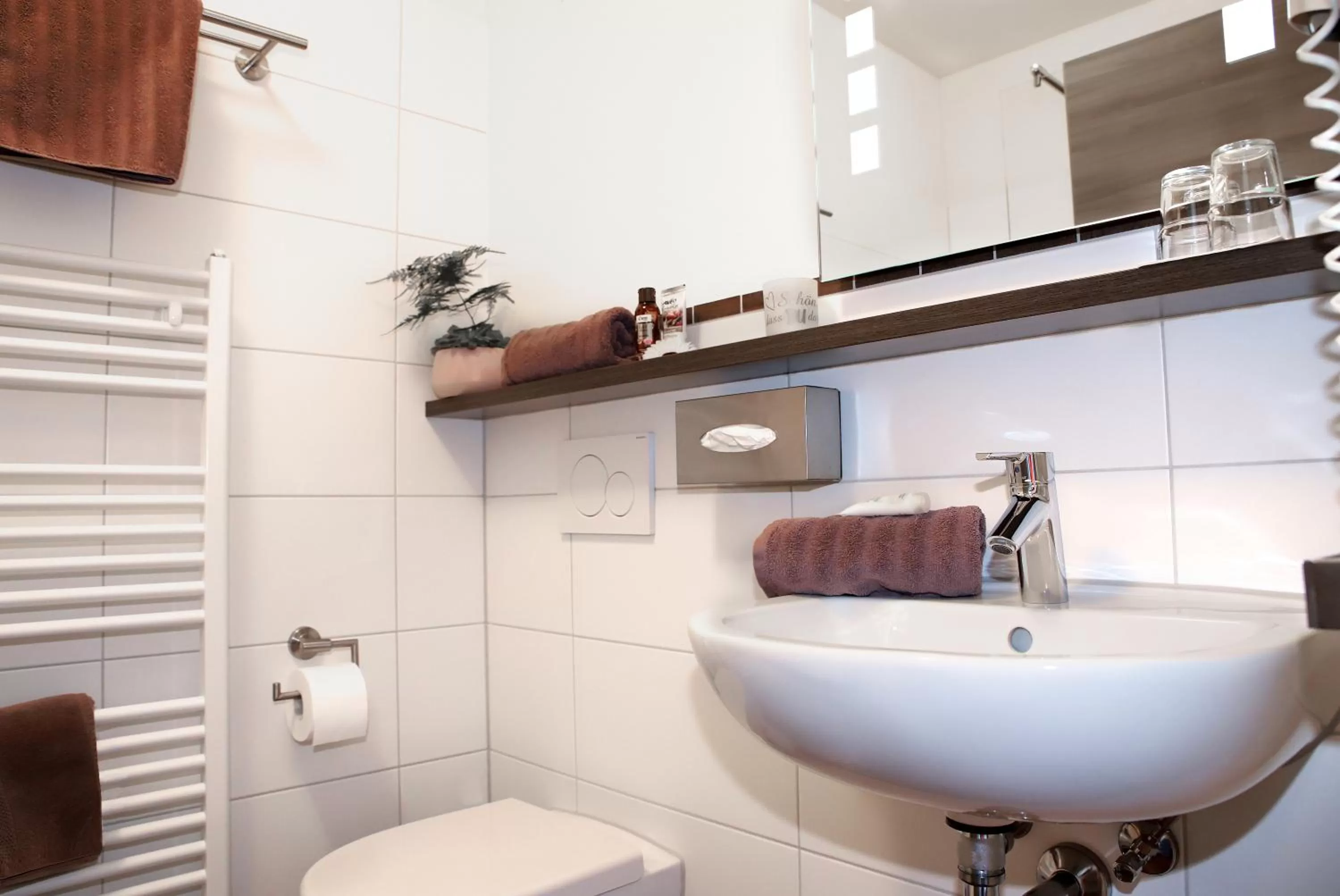 Bathroom in Lohauserhof - Biohof und Hotel