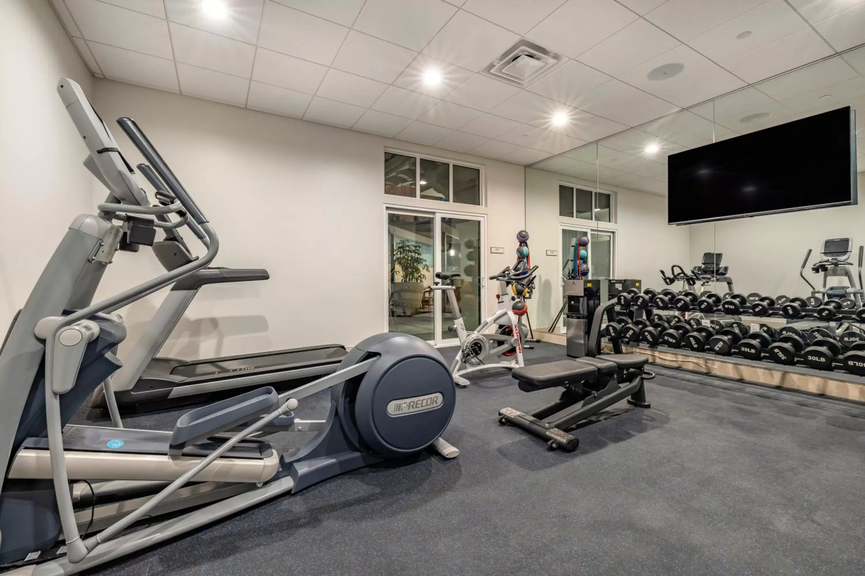 Fitness centre/facilities, Fitness Center/Facilities in Cambria Hotel Calabasas