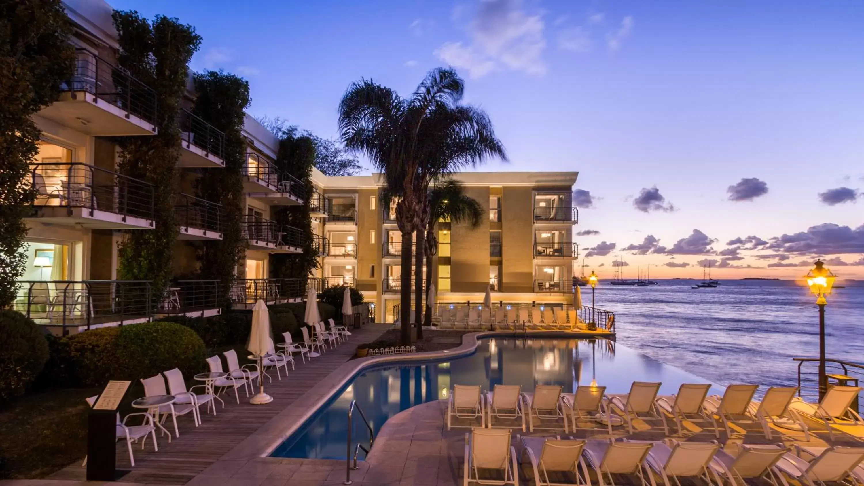 Natural landscape, Swimming Pool in Radisson Colonia Del Sacramento Hotel