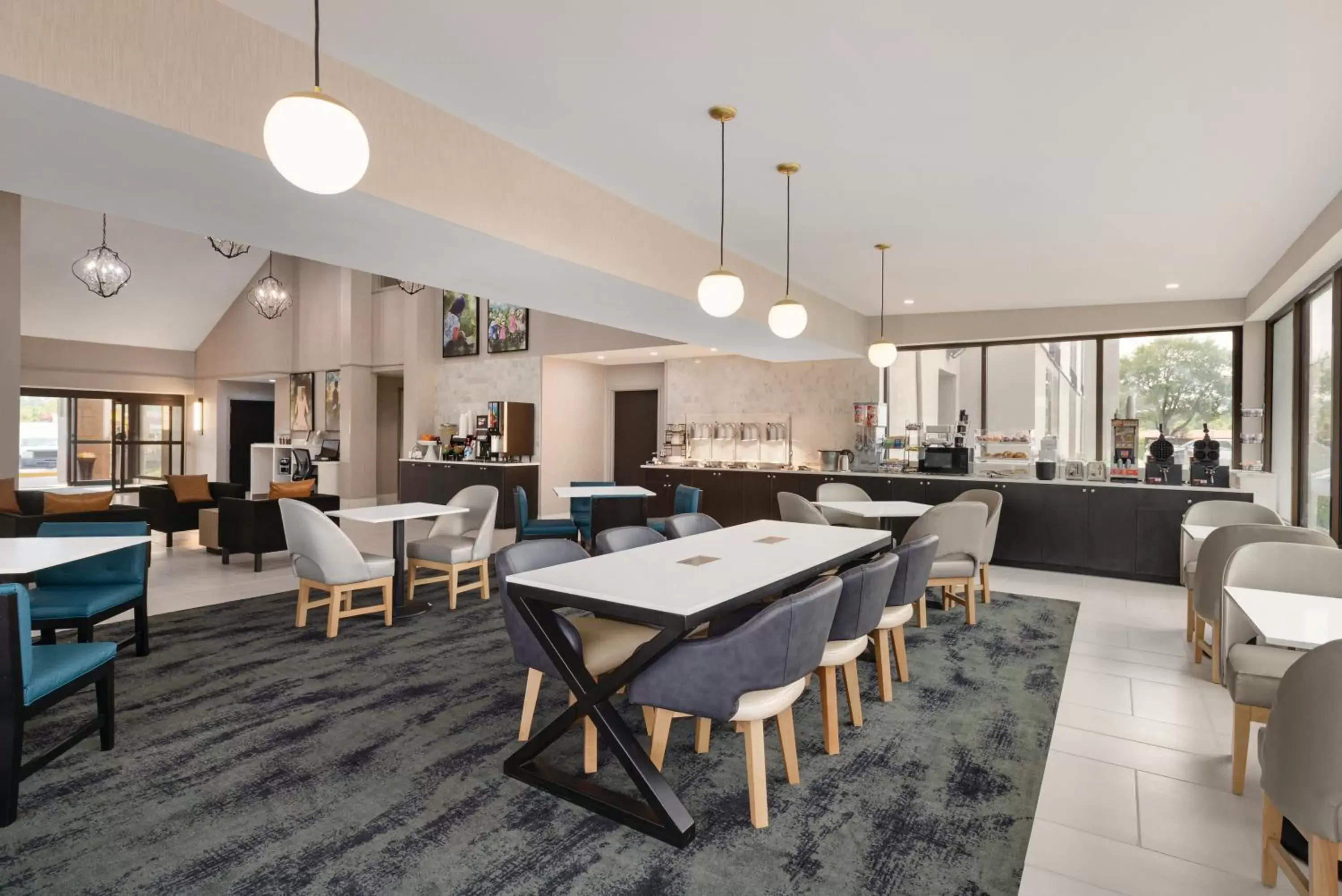 Restaurant/places to eat in La Quinta inn & suites by Wyndham Dothan Restaurant/places to eat in La Quinta inn & suites by Wyndham Dothan