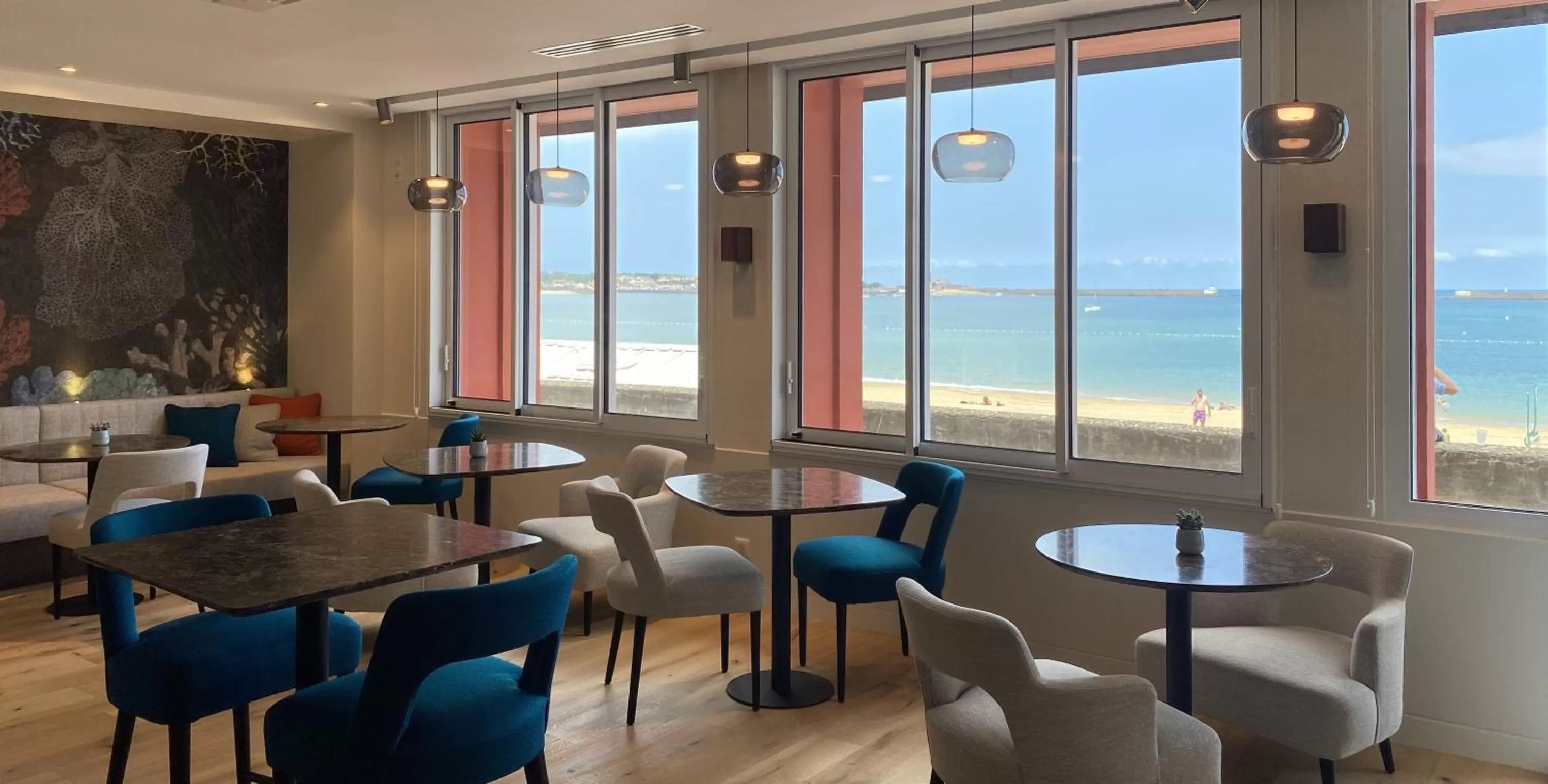 Breakfast in Hôtel de la Plage - Saint Jean de Luz